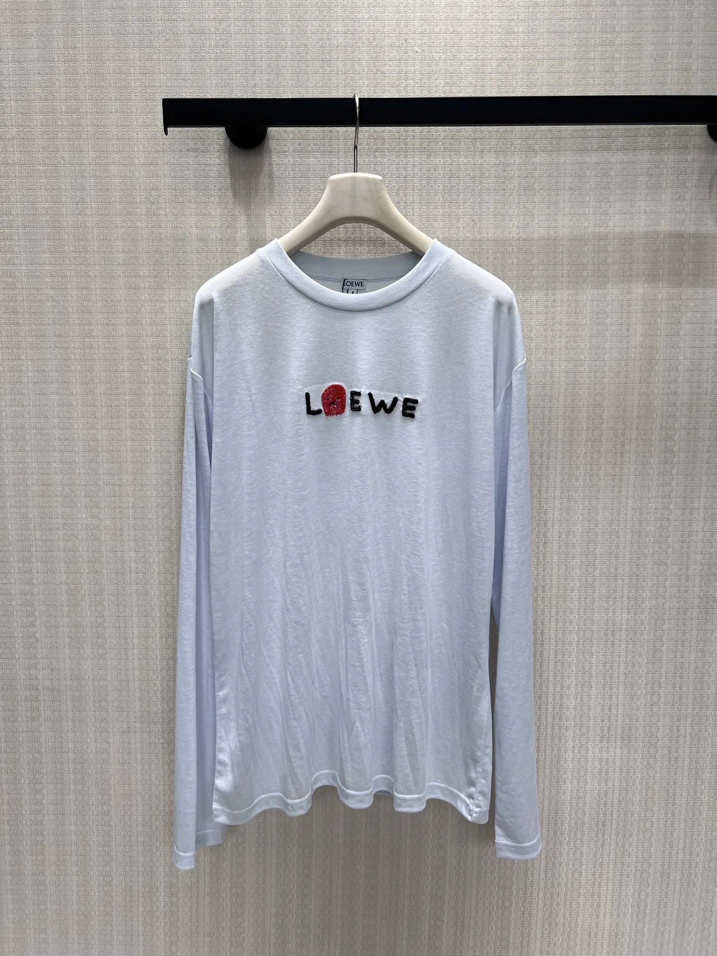 カジュアル ロゴ 長袖Tシャツ ロエベ Tシャツ 偽物 合わせやすい ライトブルー
