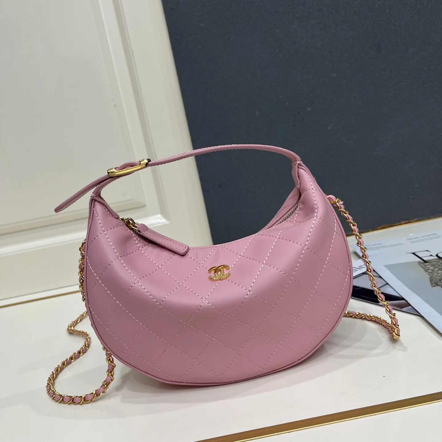 大人可愛い キルティング CCロゴ シャネル バッグ コピー ショルダー