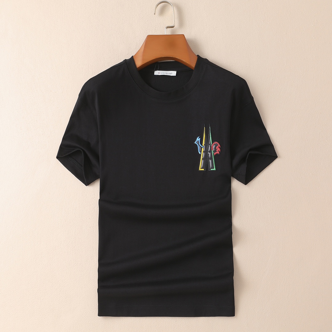 シンプル お洒落 クルーネック 通気 快適 モンクレール tシャツ コピー 半袖 トップス 春夏 定番 ホワイト ブラック