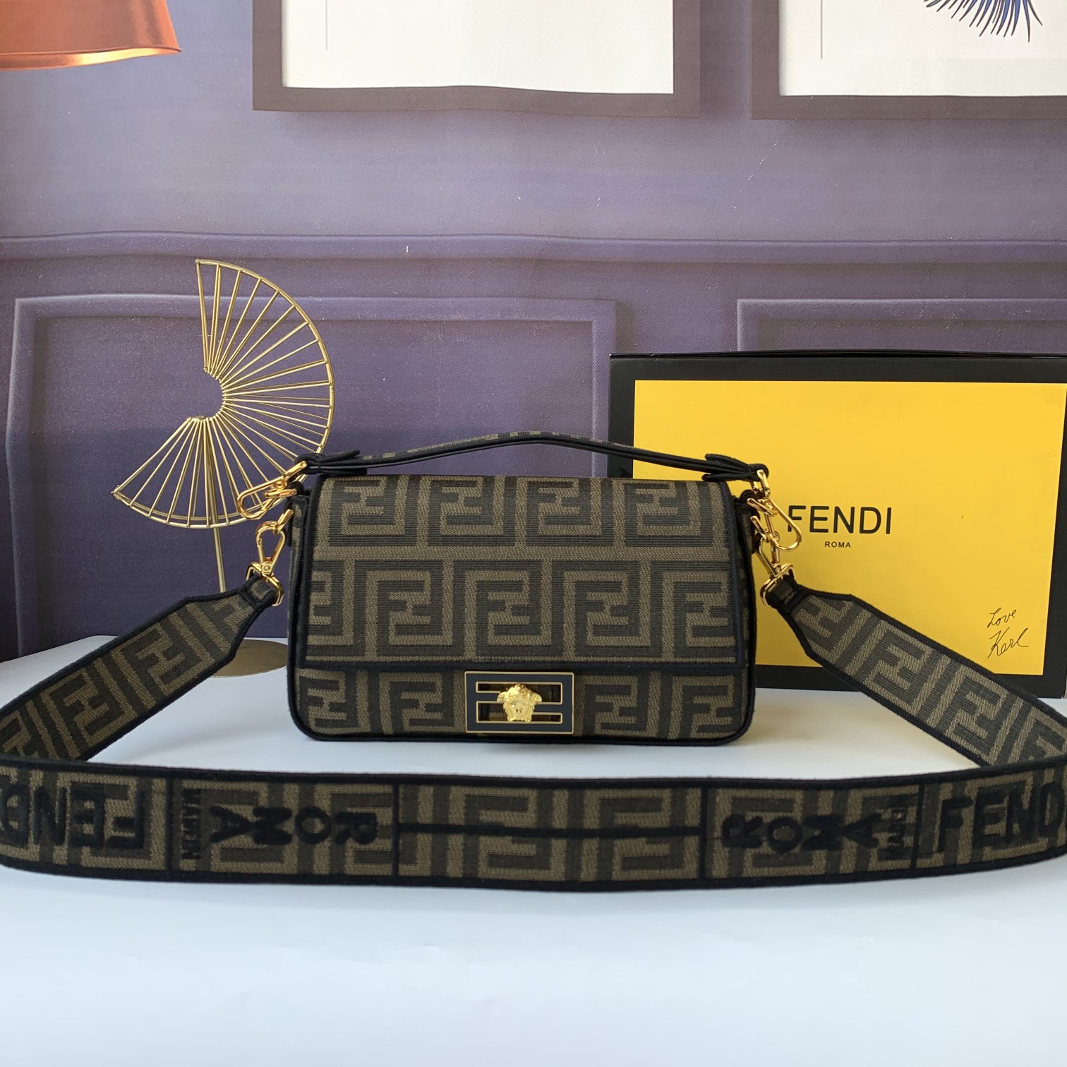 VERSACE×FENDI 高級感 ロゴ ショルダーバッグ ヴェルサーチェ バッグ コピー レディース 斜め掛け 人気 カバン