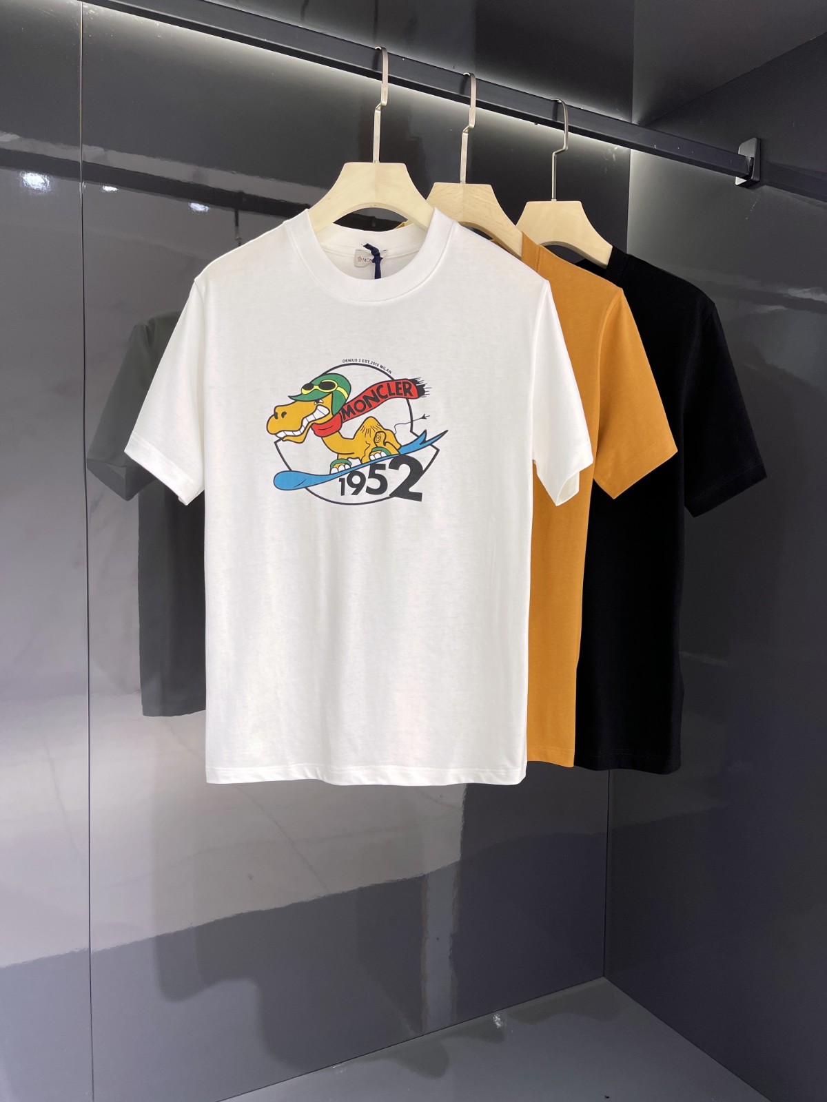 人気 モンクレール tシャツ コピー プリント 可愛い 春夏 クルーネック 半袖 トップス 着心地いい