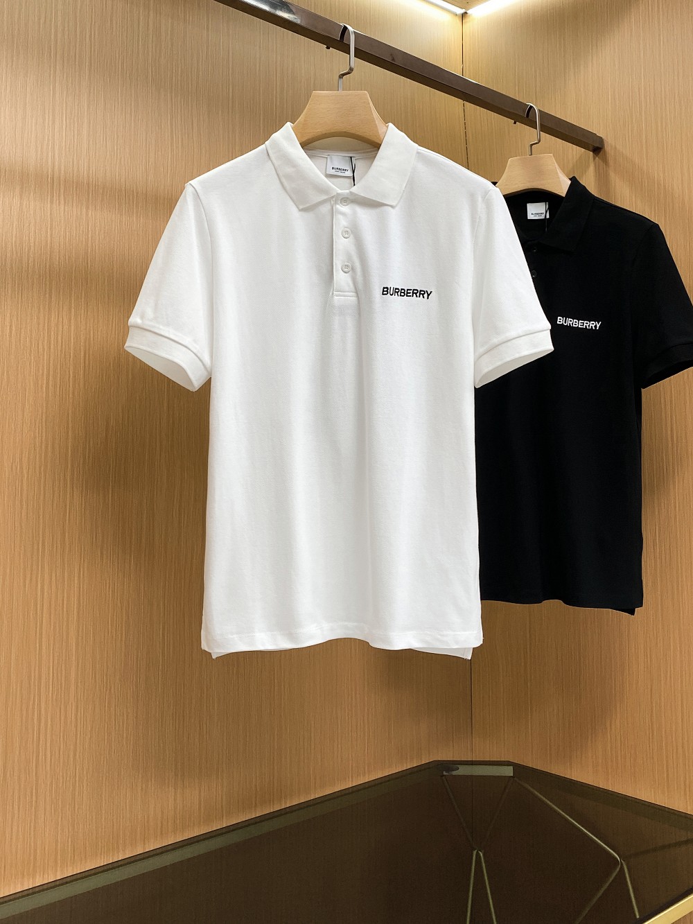 おしゃれ 人気 モノグラムモチーフ コットンピケ バーバリー Tシャツ コピー 半袖 ポロシャツ 