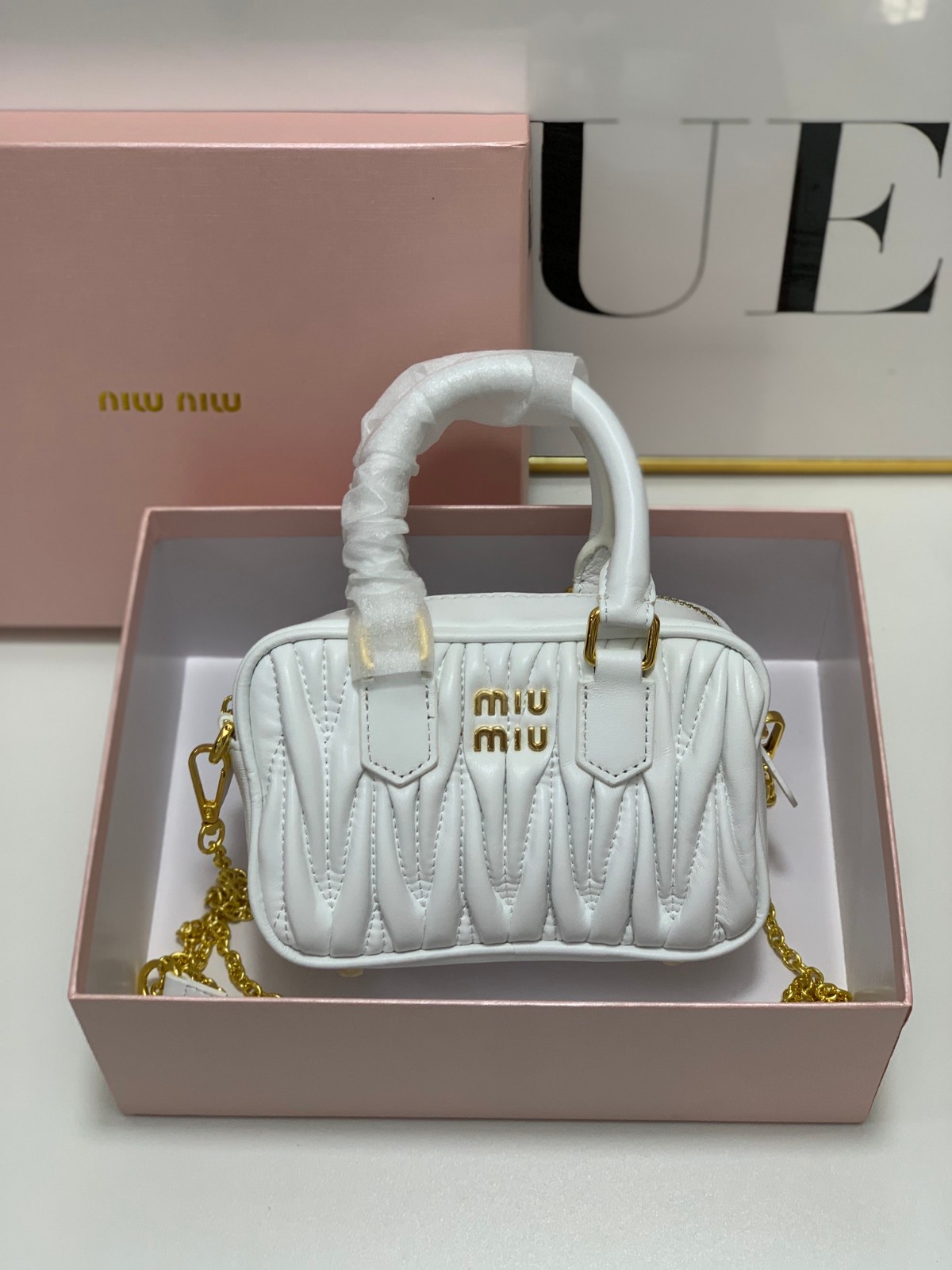 Miumiu マテラッセ レザーバッグ - バッグ