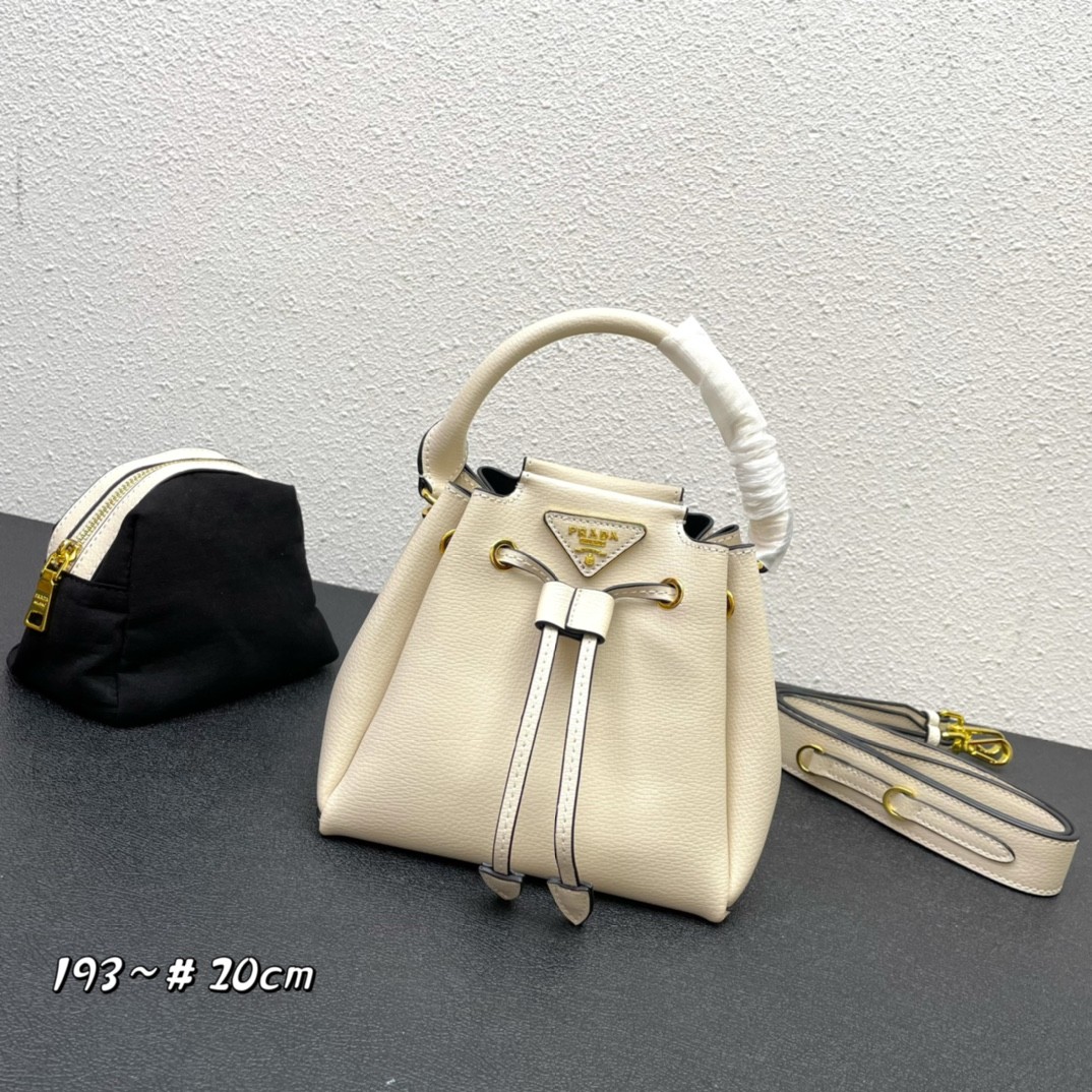 おしゃれ プラダ バッグ コピー レザー ショルダーバッグ 可愛い レディース バケットバッグ