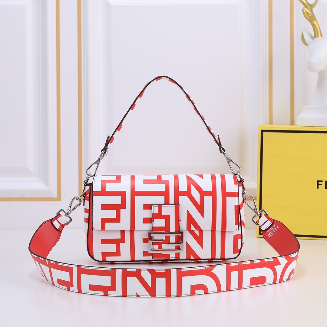 日本未入荷 FENDI×Marc Jacobs 限定カラー バゲット フェンディ バッグ 人気 コピー 