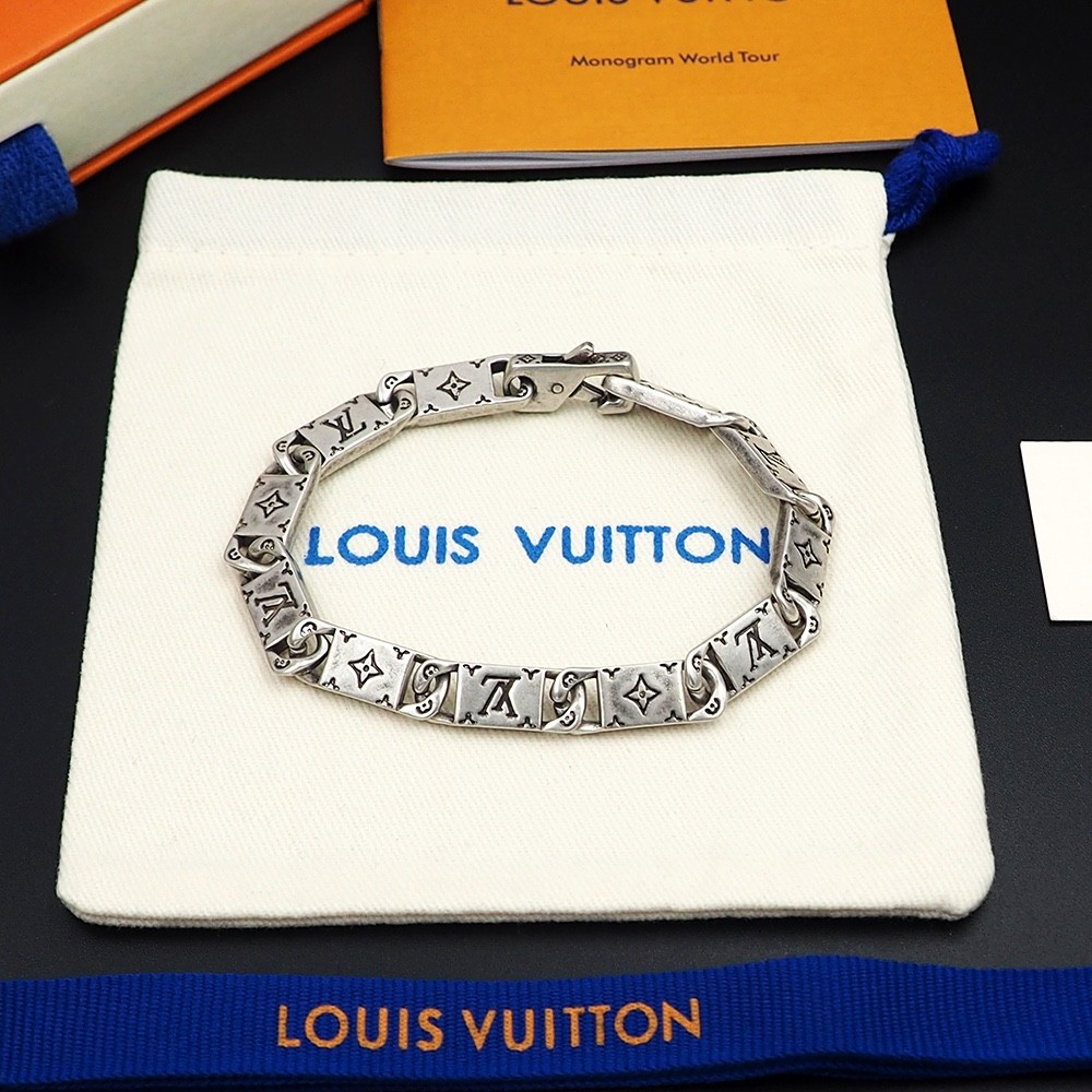 23SS Louis Vuitton モノグラム タイアップ ブレスレット ルイ・ヴィトン ブレスレット コピー