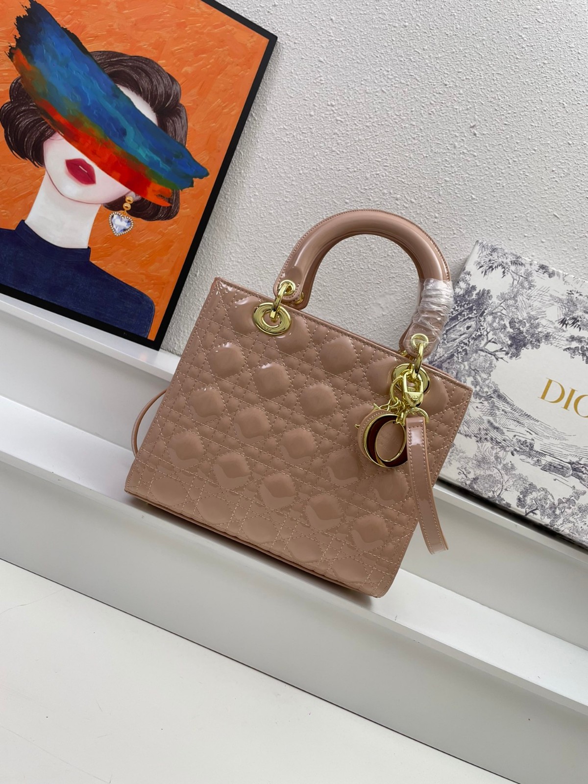 LADY DIOR パテントレザー ミディアムバッグ クリスチャン・ディオール バッグ コピー ハンドバッグ