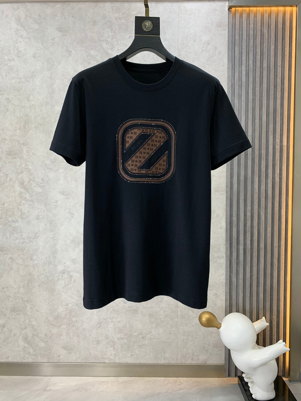 ベーシック おしゃれ クルーネック エルメネジルド・ゼニア Tシャツ コピー 半袖Tシャツ ブラック