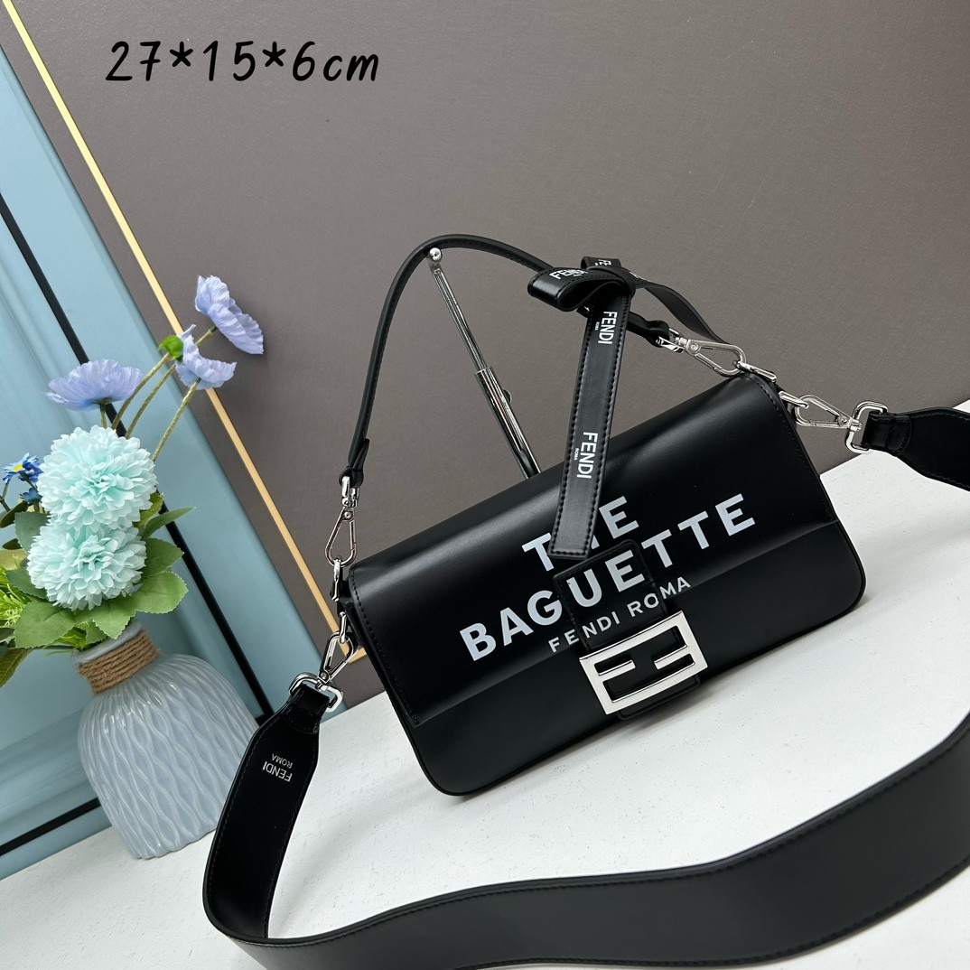 人気新作 FENDI by MARC JACOBS バゲットバッグ フェンディ バッグ コピー ブラック 人気新作 FENDI by MARC JACOBS バゲットバッグ フェンディ バッグ コピー ブラック