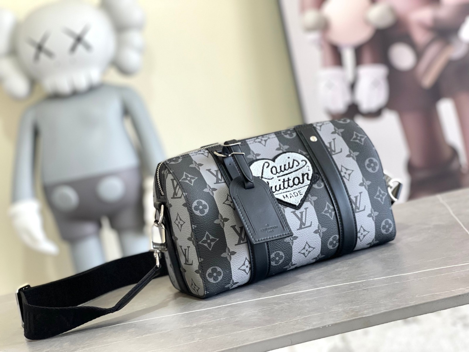 LOUIS VUITTON × NIGO シティ・キーポル ルイ・ヴィトン バッグ コピー ショルダーバッグ M45963