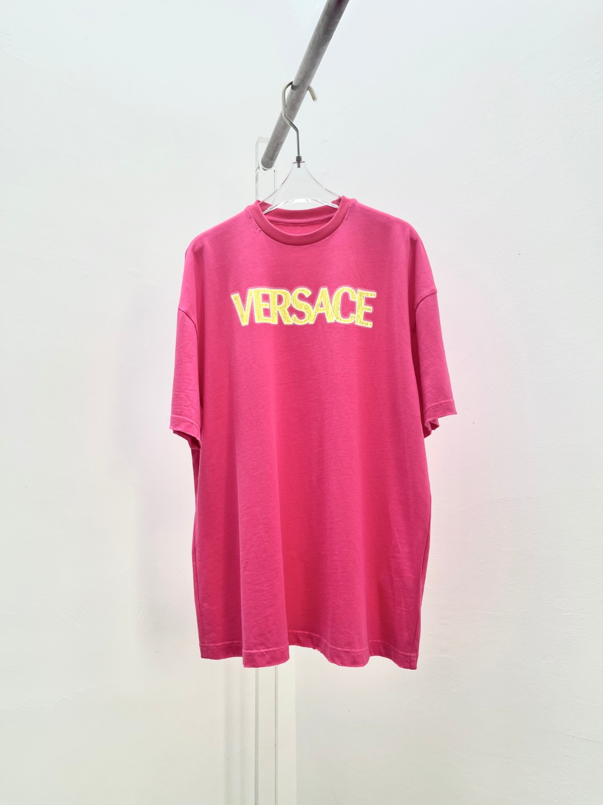 ディストレスト ロゴ Tシャツ ヴェルサーチェ Tシャツ コピー カジュアル レディース