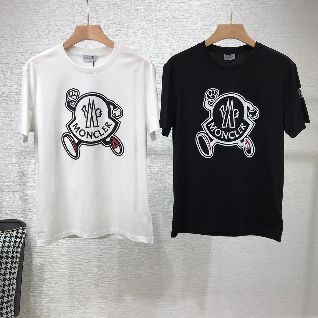 【新品タグ付】MONCLER モンクレール　ロゴプリント　Tシャツ　トップス　М
