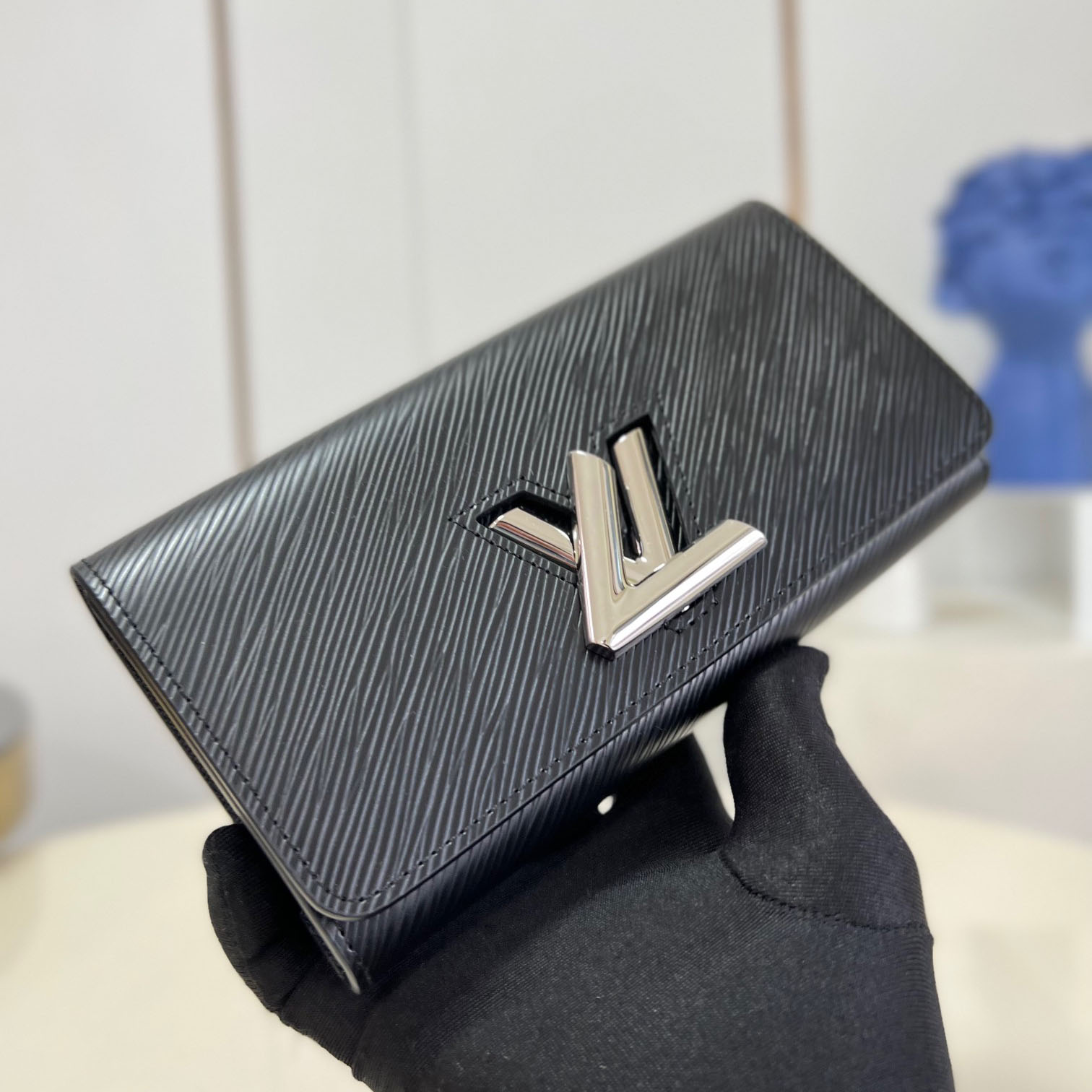 大人気 LOUIS VUITTON ルイヴィトン ポルトフォイユ ツイスト コピー M61179 長財布 ウォレット