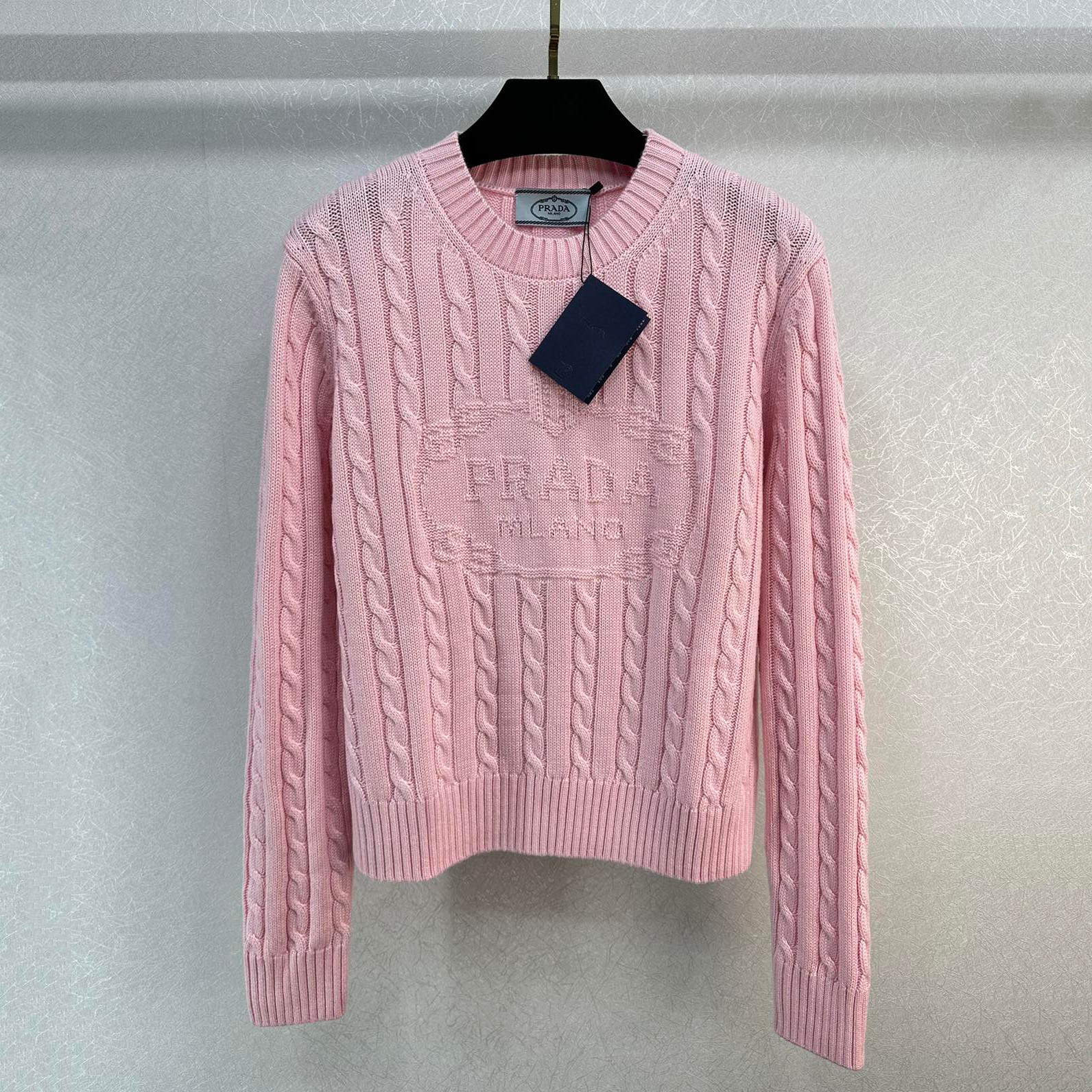 女性らしい ロゴ入り カシミヤ＆ウール ケーブル編み プラダ セーター コピー 