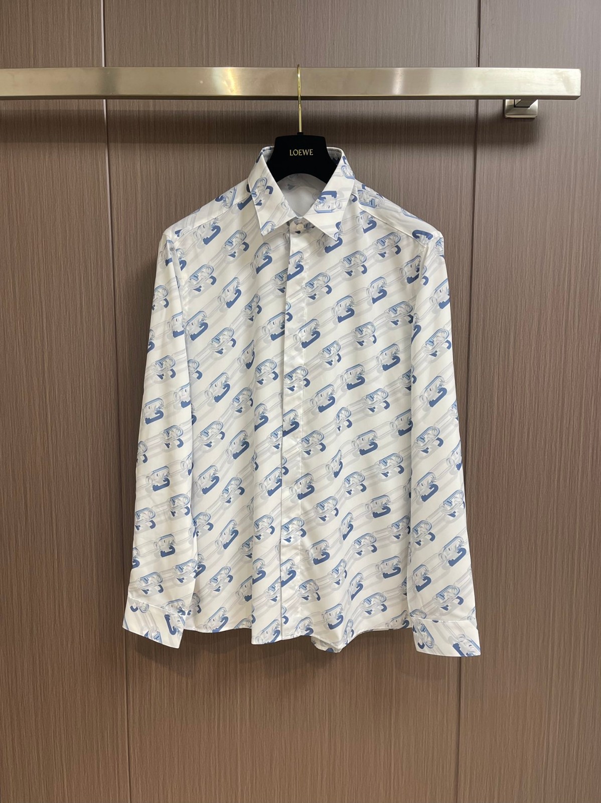 上品 ロゴプリント シルクシャツ フェンディ シャツ コピー メンズ 