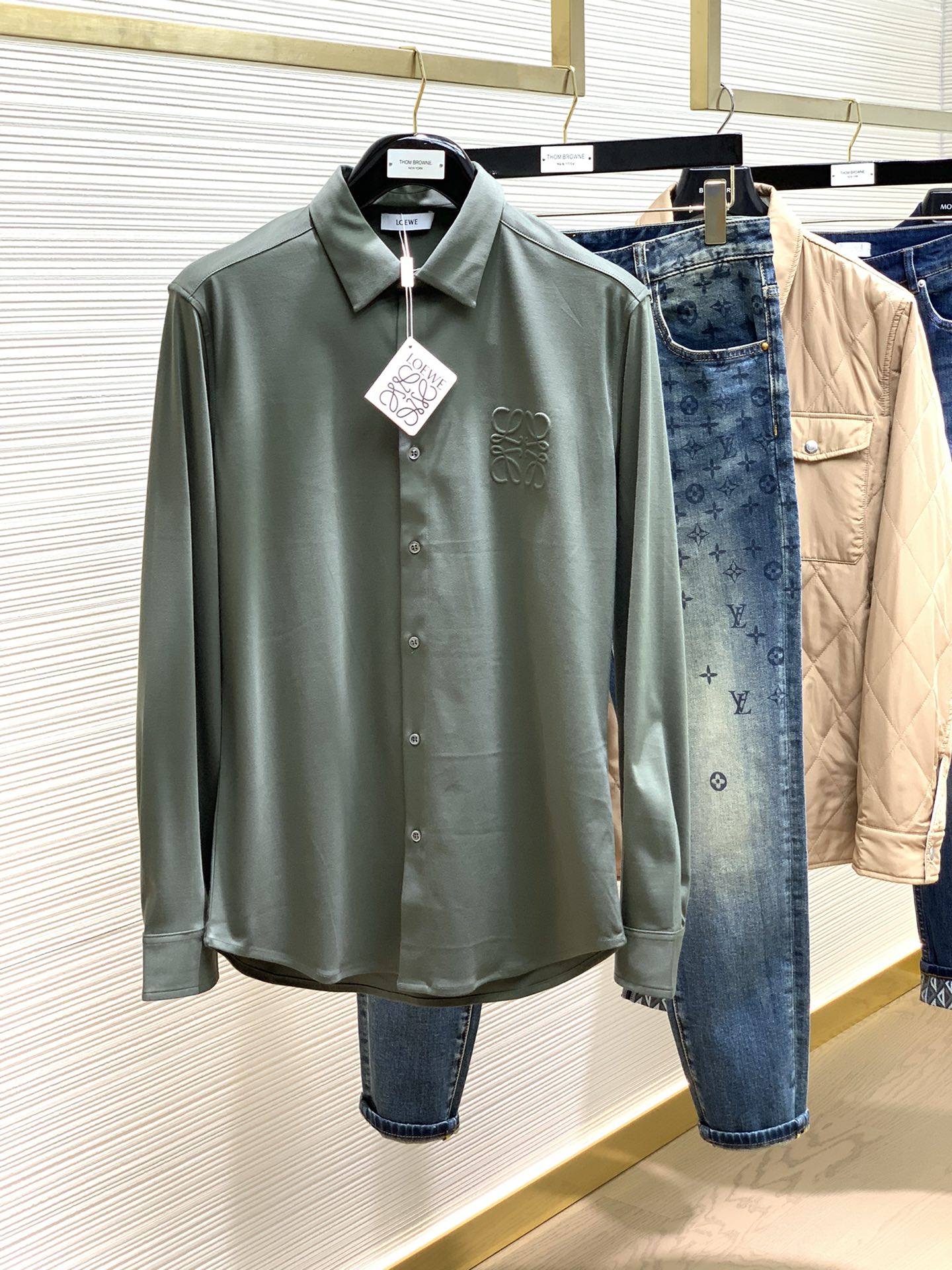 洗練された 上品 アナグラム メンズシャツ ロエベ シャツ コピー グリーン