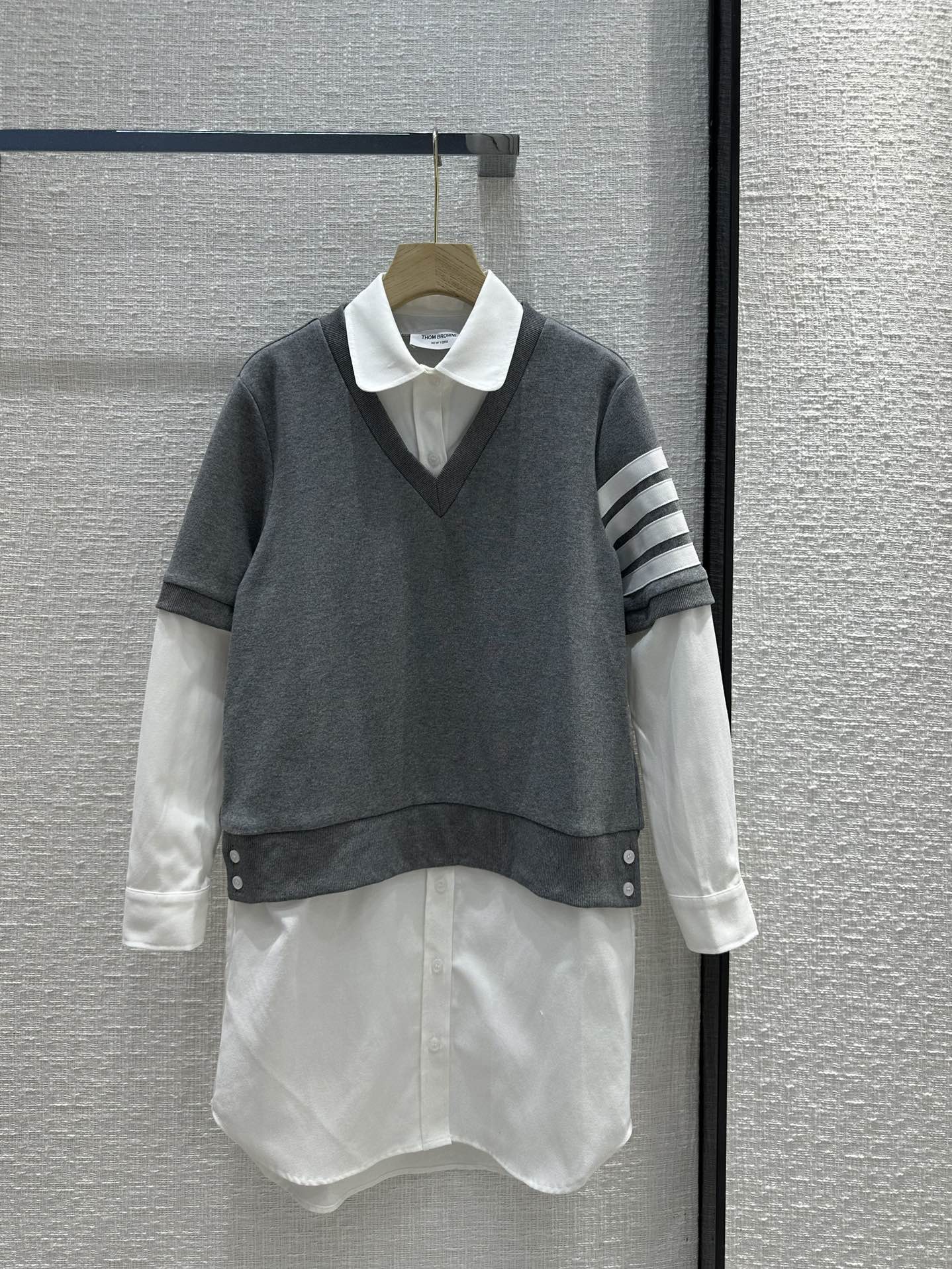 4BAR Vネック Tシャツ＆シャツドレス トムブラウン ワンピース コピー グレー