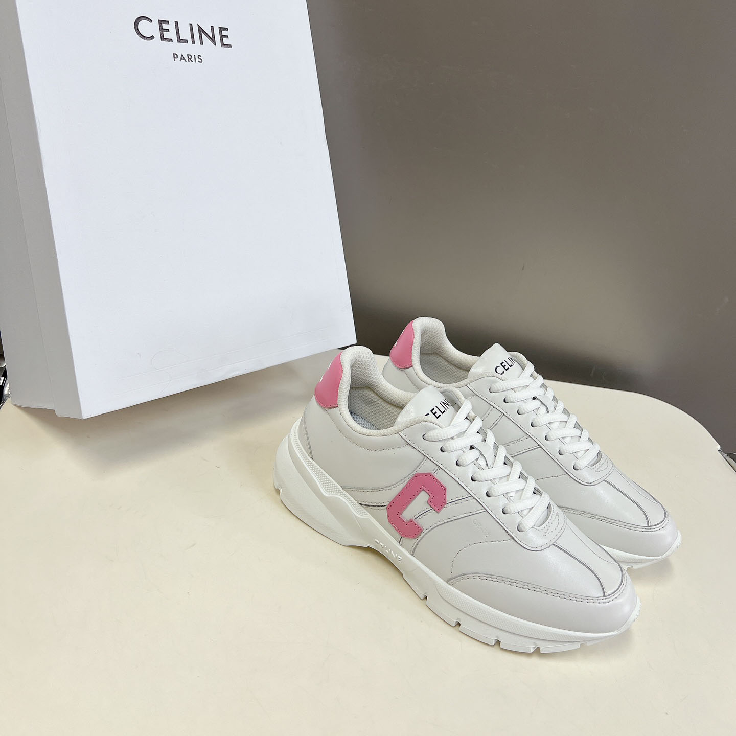 セリーヌ スニーカー 偽物 CELINE ランナー CR-02 レースアップ ロースニーカー