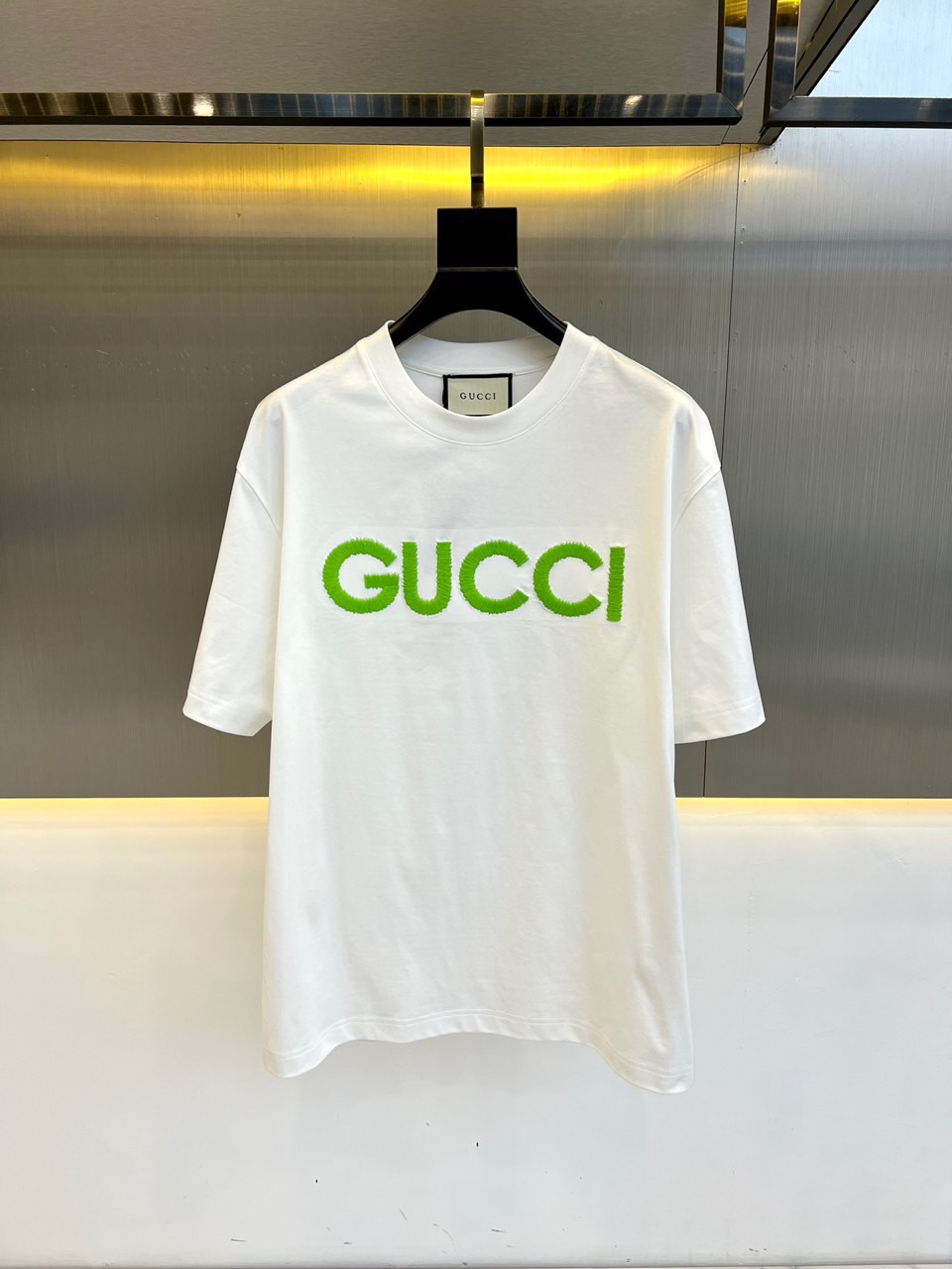 定番 合わせやすい ロゴ グッチ Tシャツ コピー 半袖tシャツ ホワイト