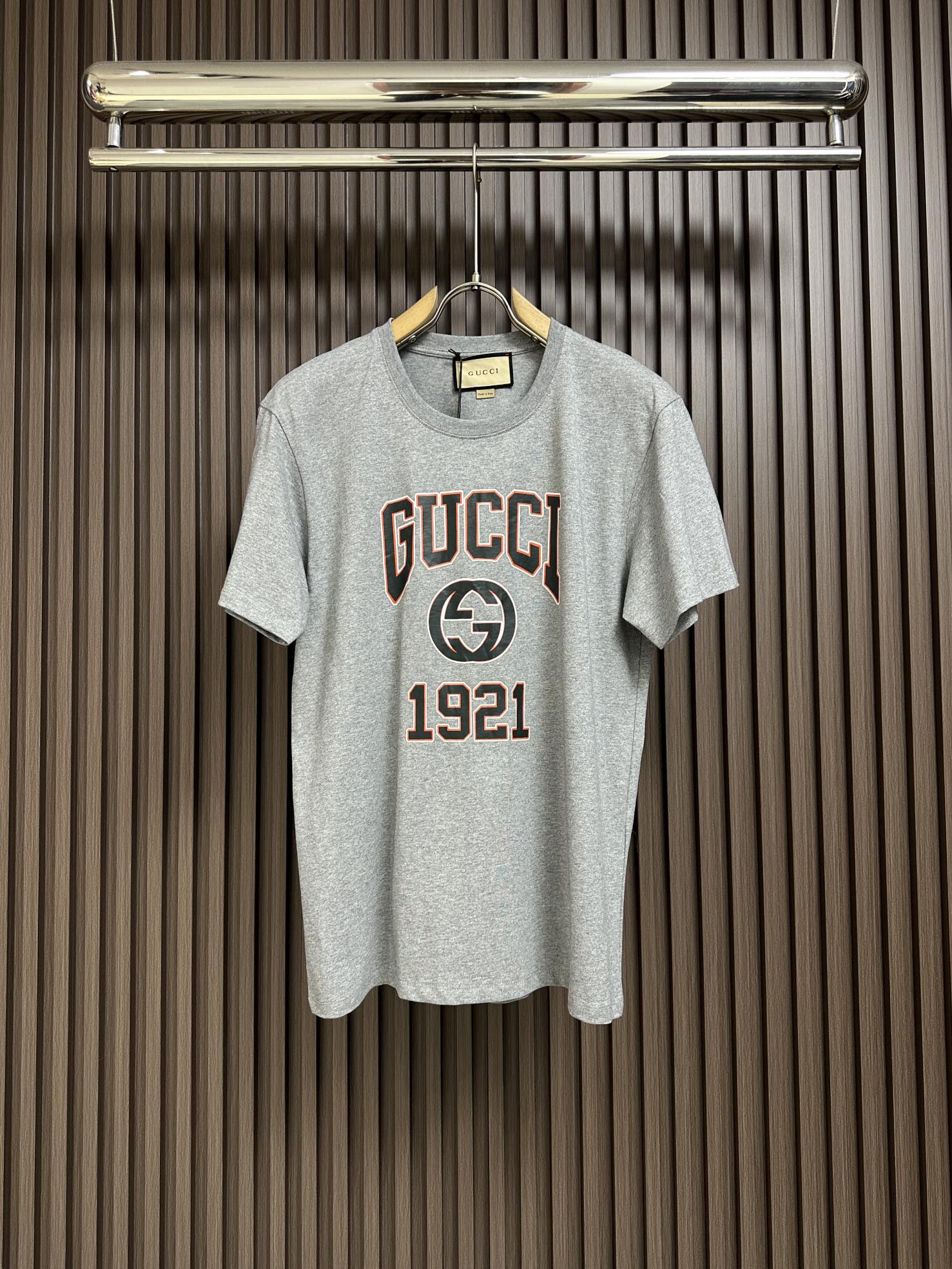 合わせやすい 定番 グッチ Tシャツ コピーロゴ 半袖tシャツ おしゃれ