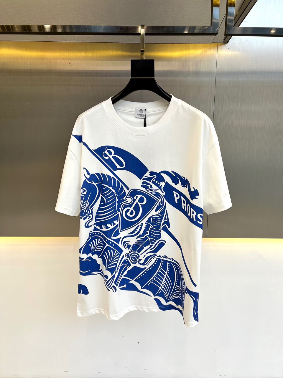 お洒落 プリント バーバリー Tシャツ コピー クルーネック 半袖Tシャツ ホワイト