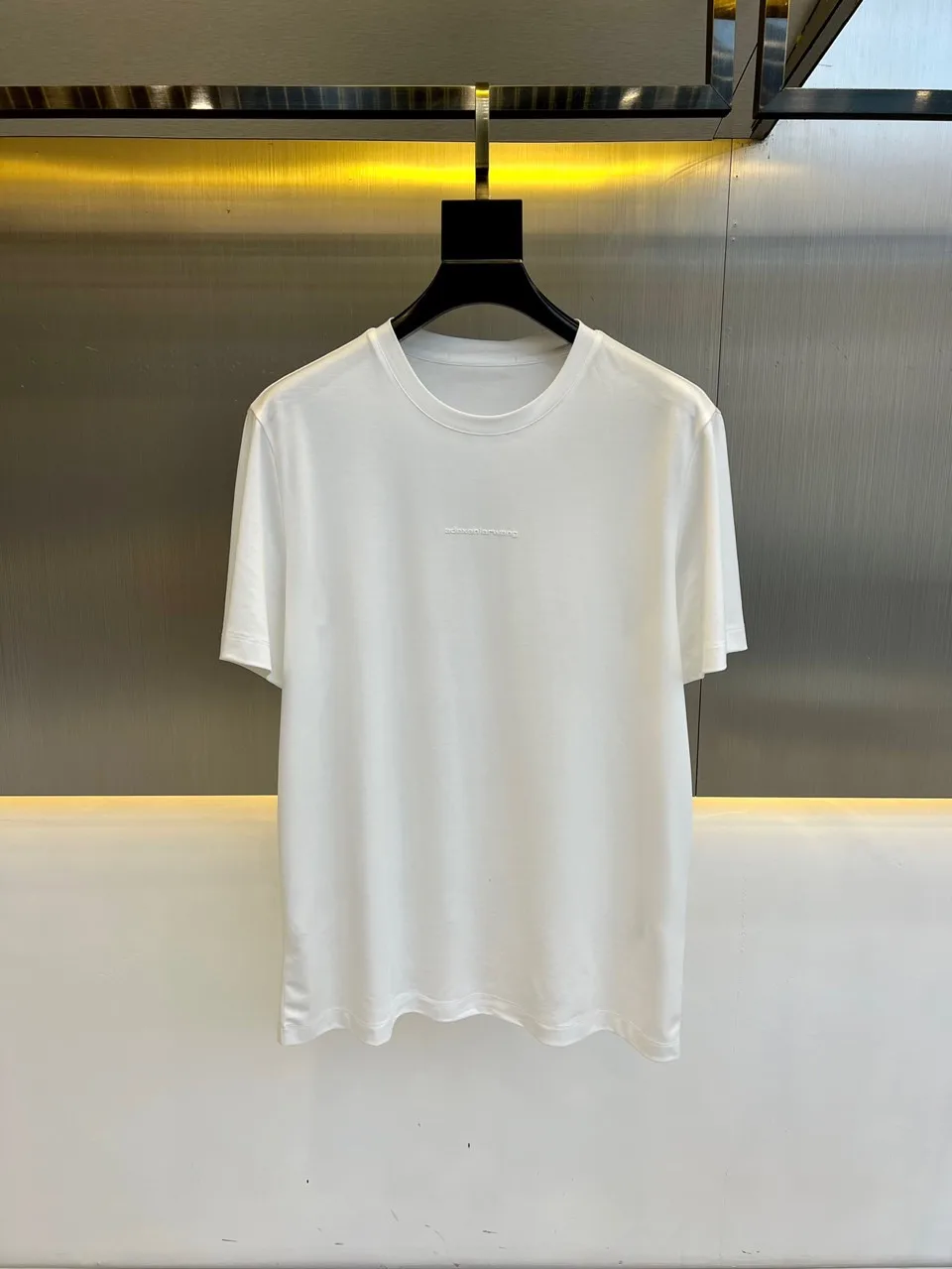 シンプル ロゴ入り クルーネック 半袖Tシャツ アレキサンダーワング Tシャツ コピー ホワイト シンプル ロゴ入り クルーネック 半袖Tシャツ アレキサンダーワング Tシャツ コピー ホワイト