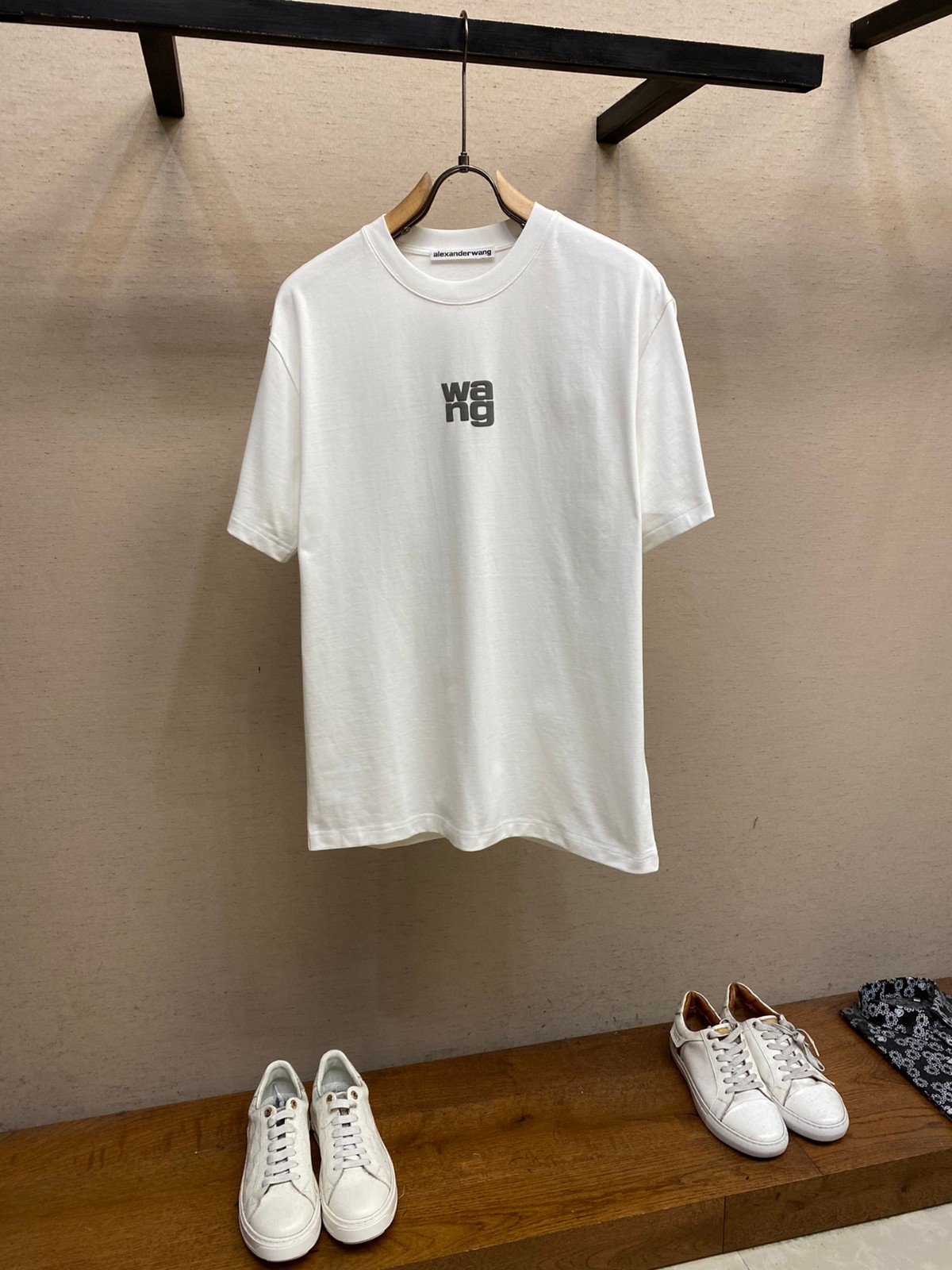 シンプル アレキサンダーワング Tシャツ コピー ロゴ入り クルーネック 半袖Tシャツ ホワイト