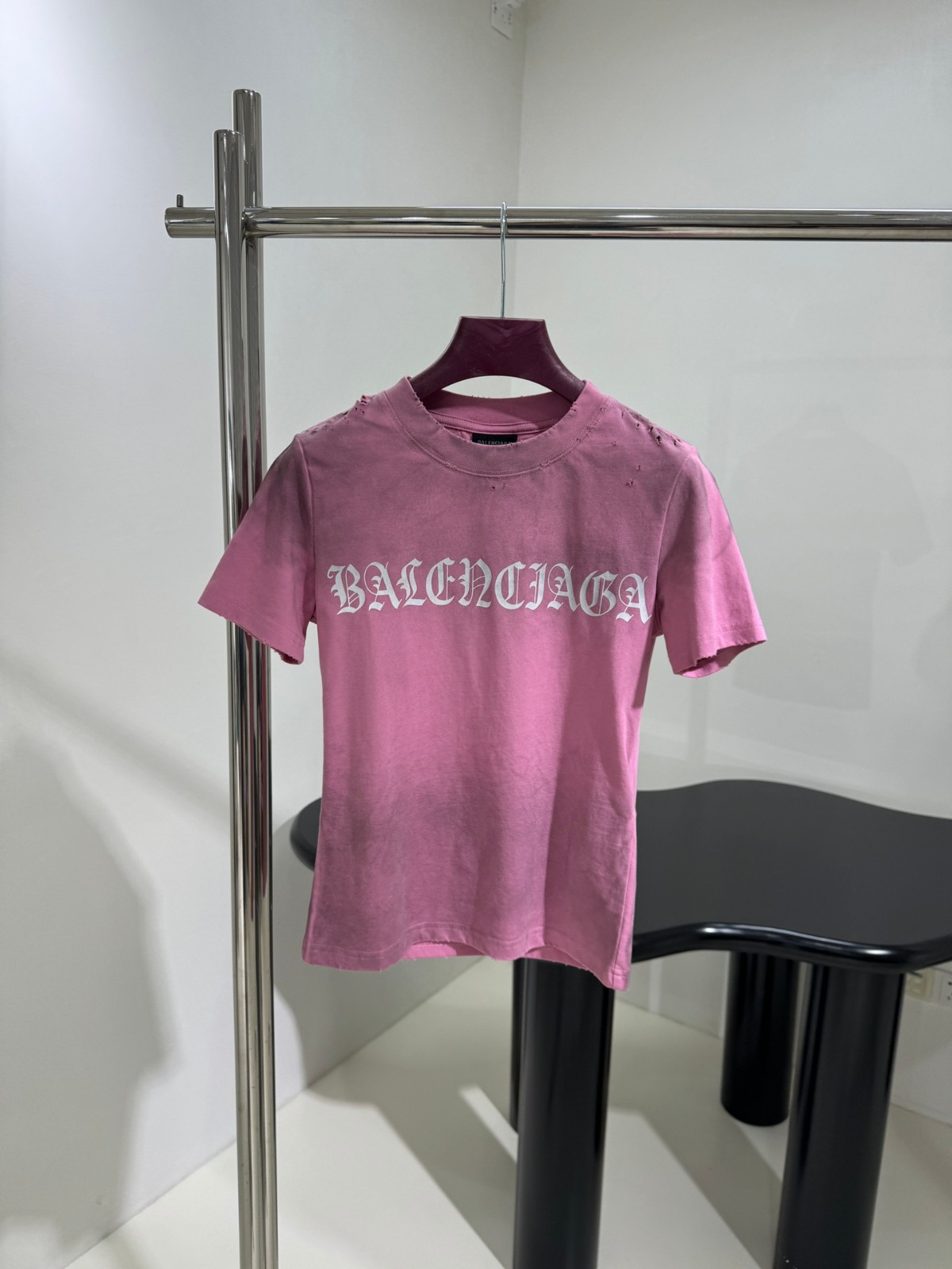 GOTHIC TYPE SHRUNK 半袖Tシャツ バレンシアガ Tシャツ コピー ピンク