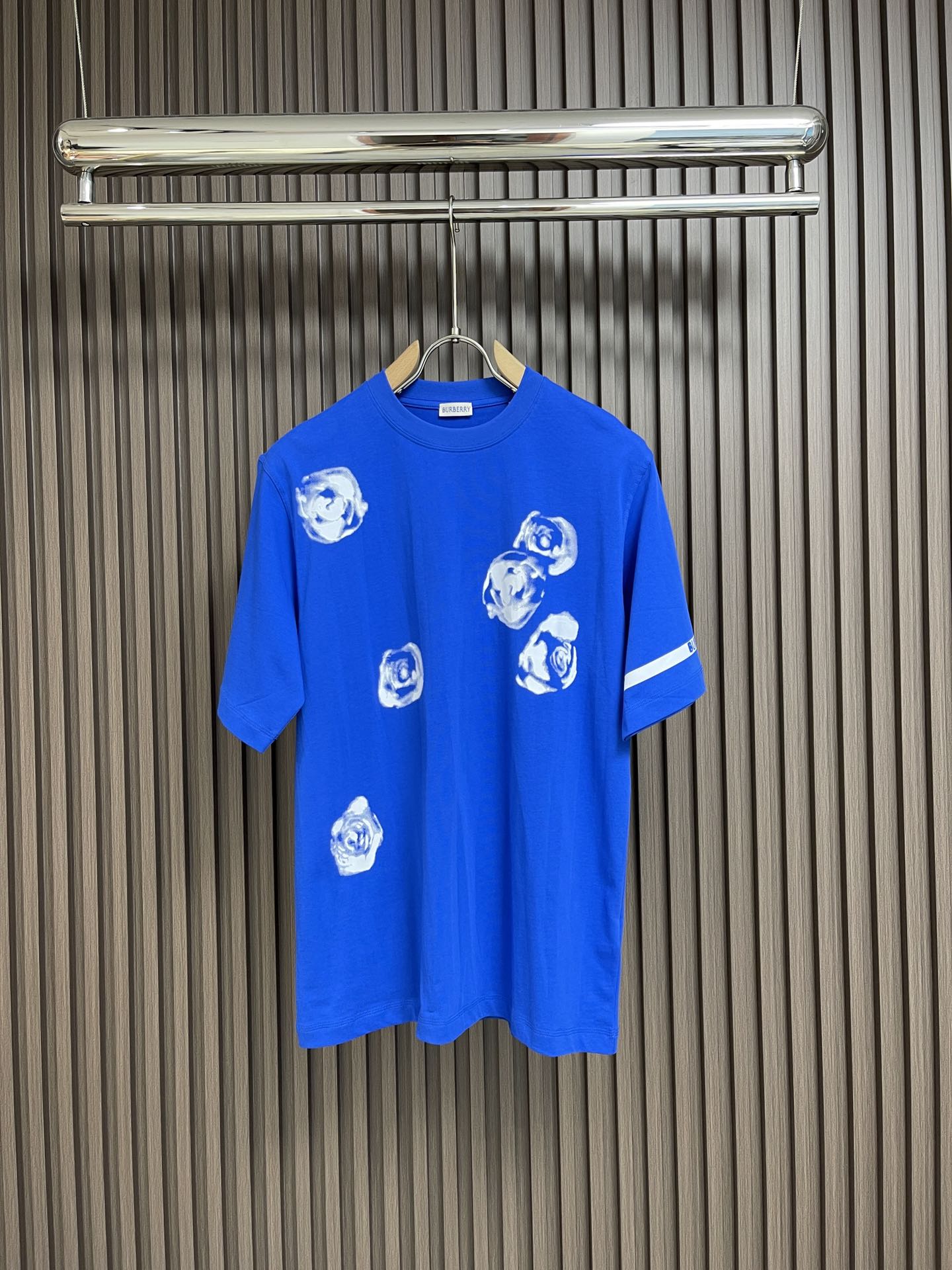 ローズ コットンTシャツ バーバリー 半袖Tシャツ コピー ブルー