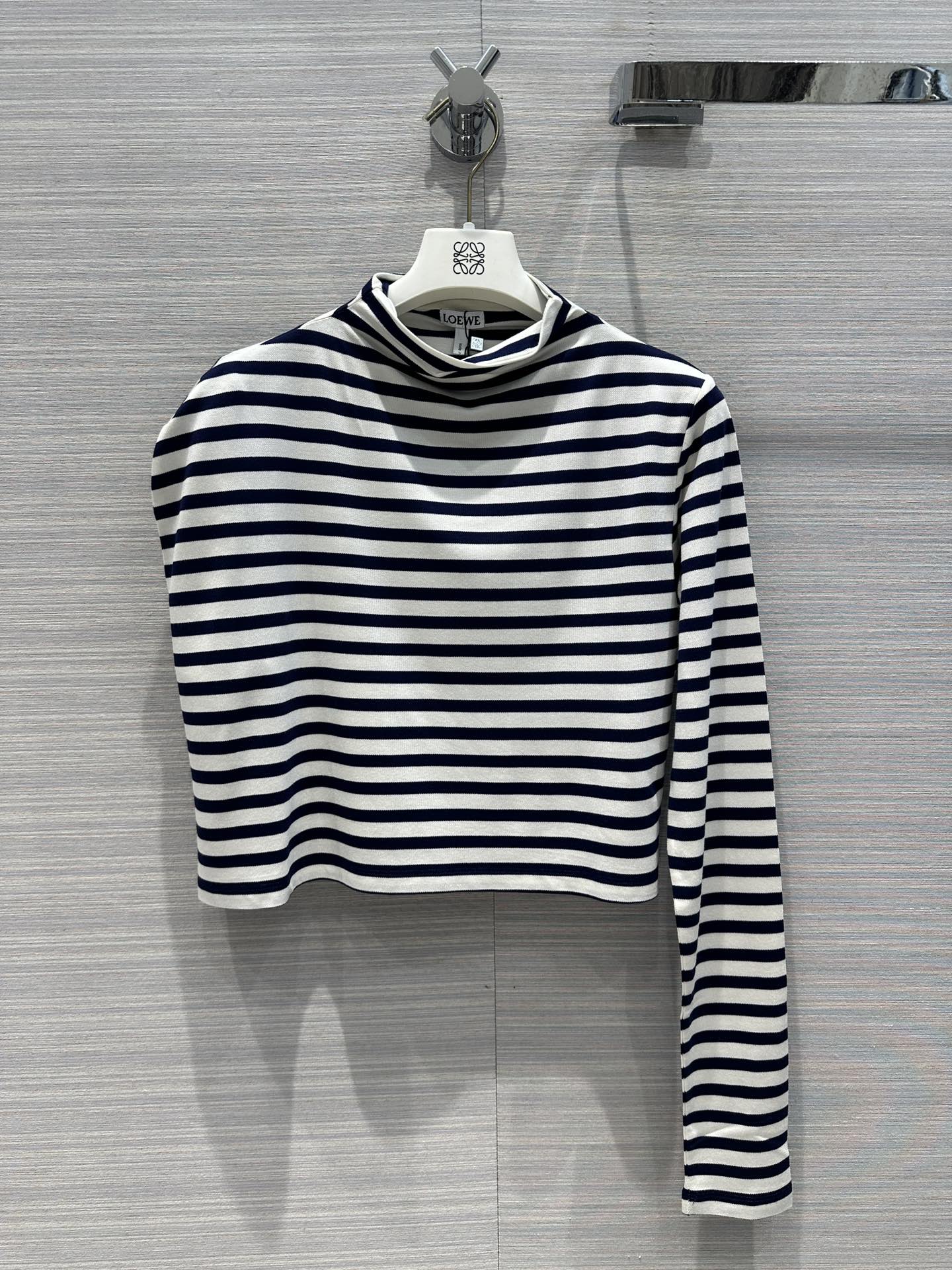 人気 おしゃれ ケープ トップス ロエベ Tシャツ コピー ストライプ