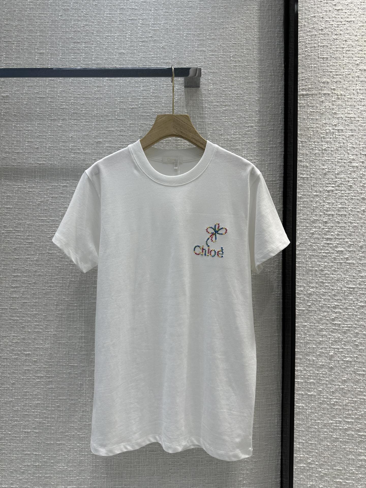 カジュアル 刺繍入り 半袖Tシャツ クロエ Tシャツ コピー ホワイト