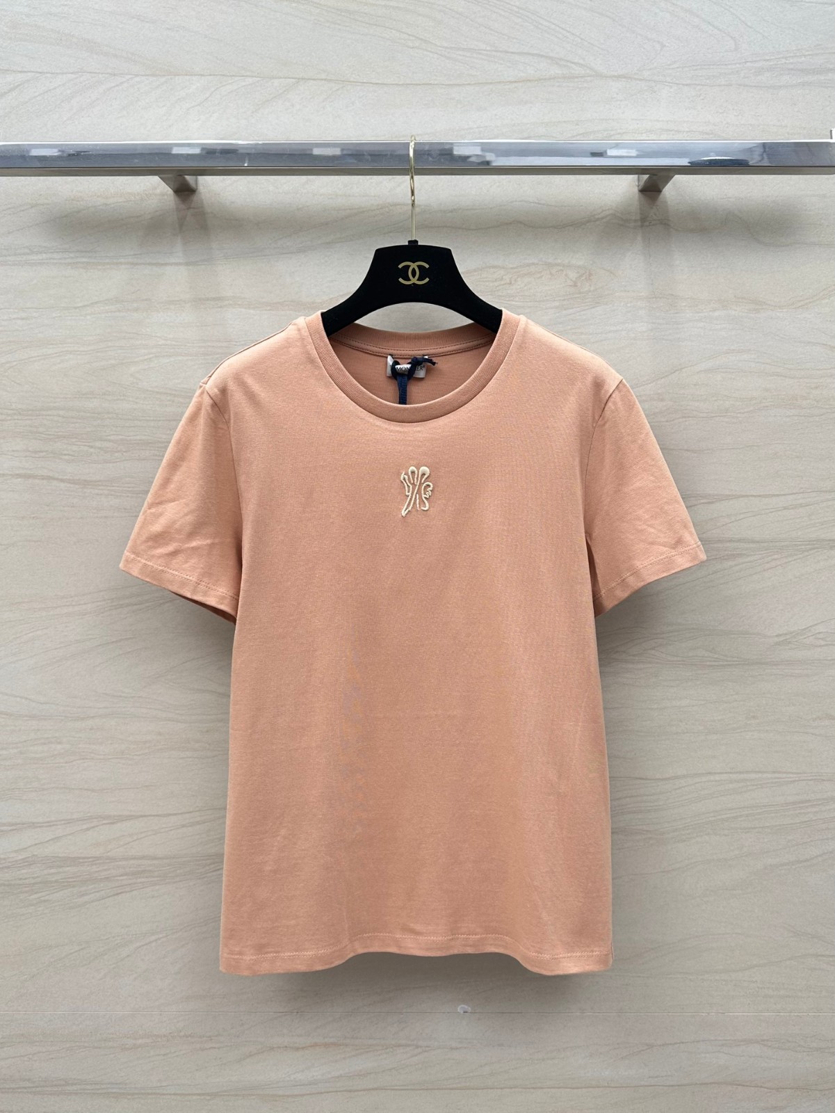シンプル クルーネック 合わせやすい モンクレール 半袖Tシャツ コピー ピンク