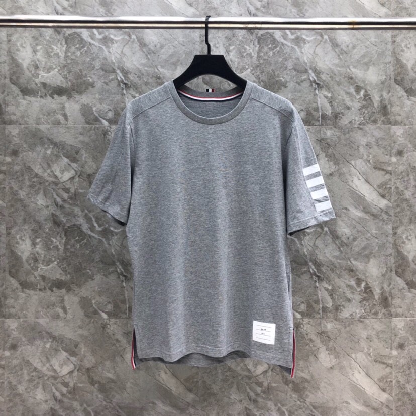 定番 合わせやすい トムブラウン 半袖Tシャツ コピー クルーネック グレー