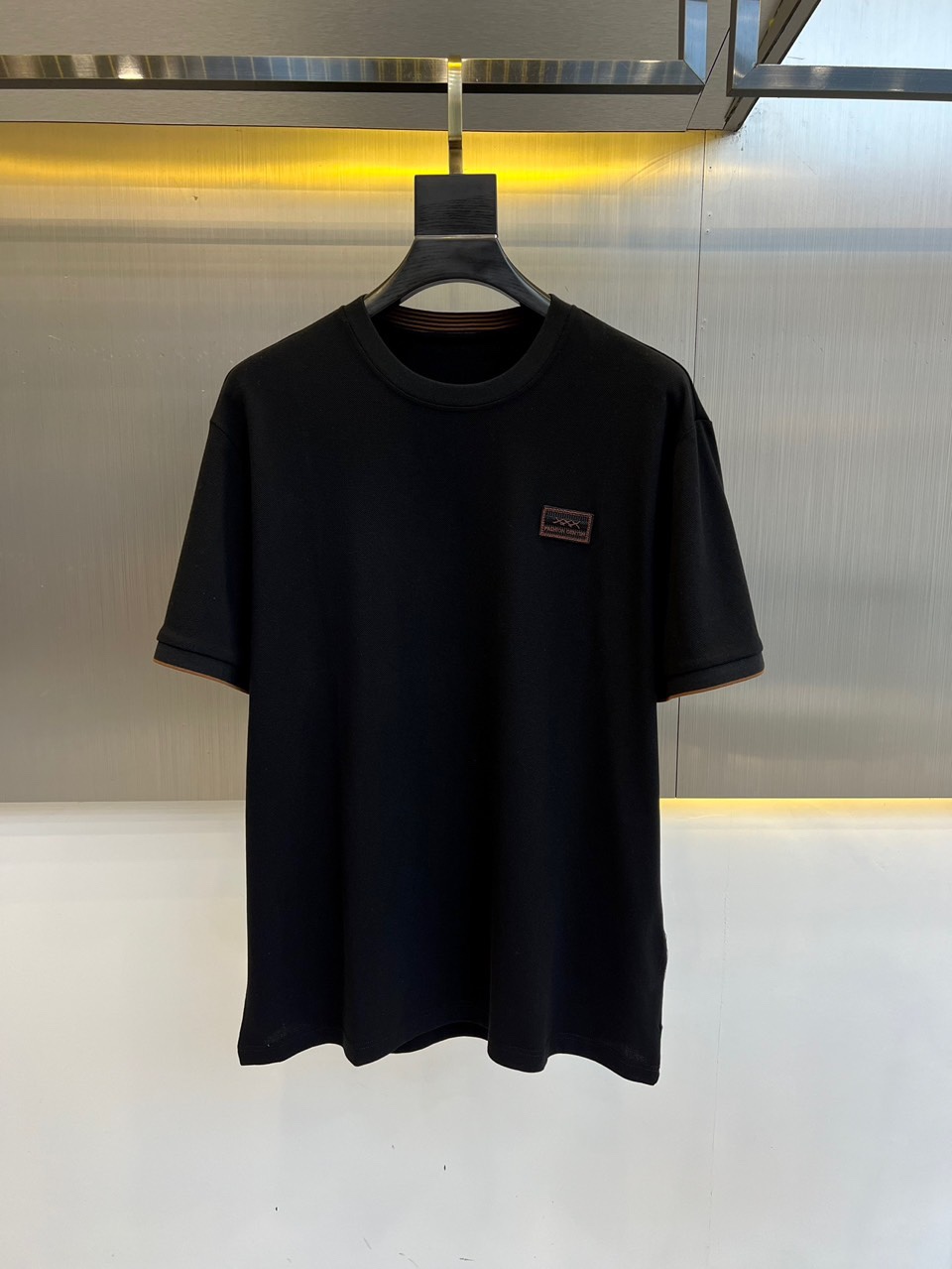 着心地いい エルメネジルド・ゼニア 半袖Tシャツ コピー クルーネック ブラック