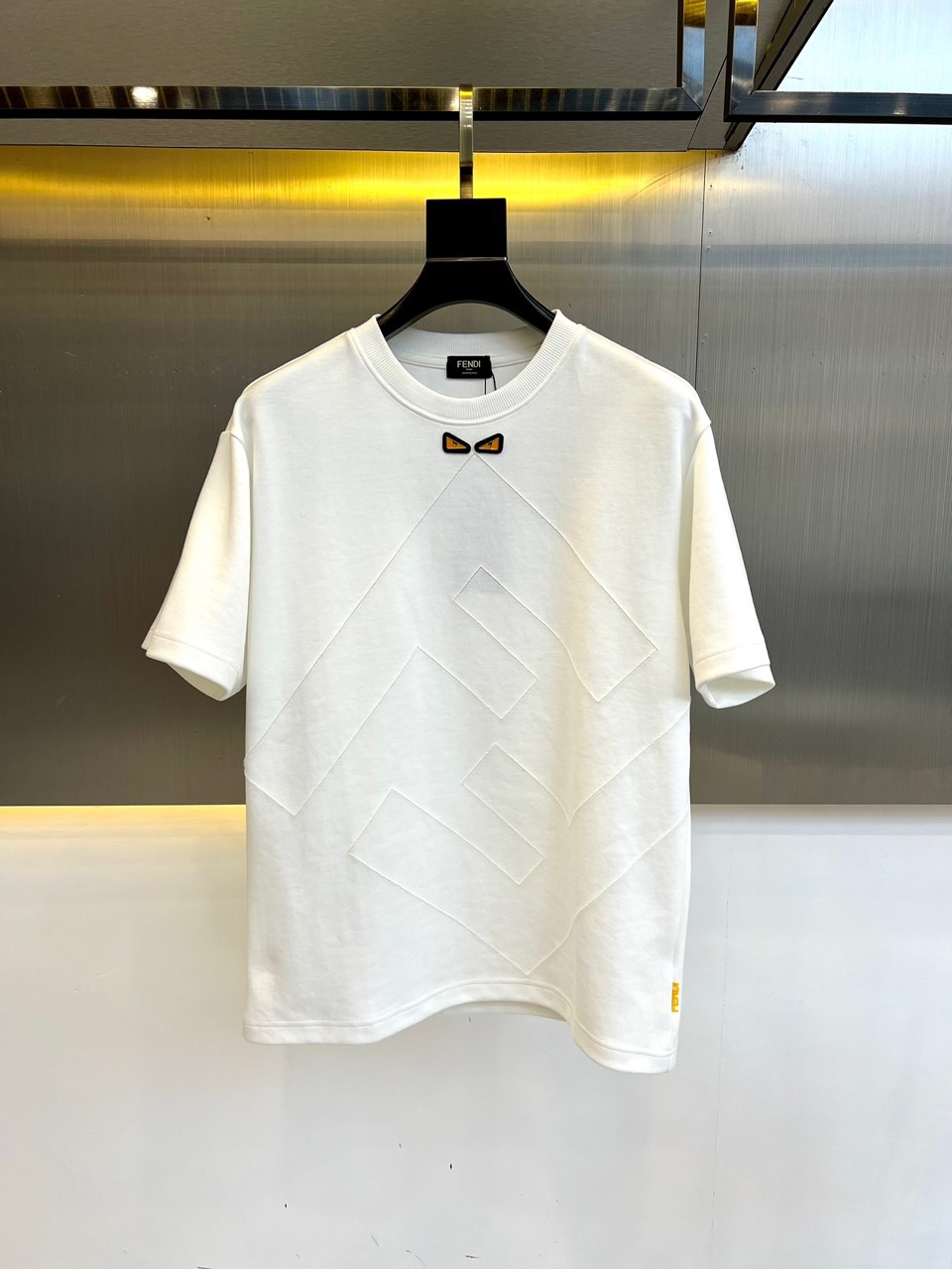 カジュアル ゆったり クルーネック Tシャツ フェンディ 半袖Tシャツ コピー ホワイト