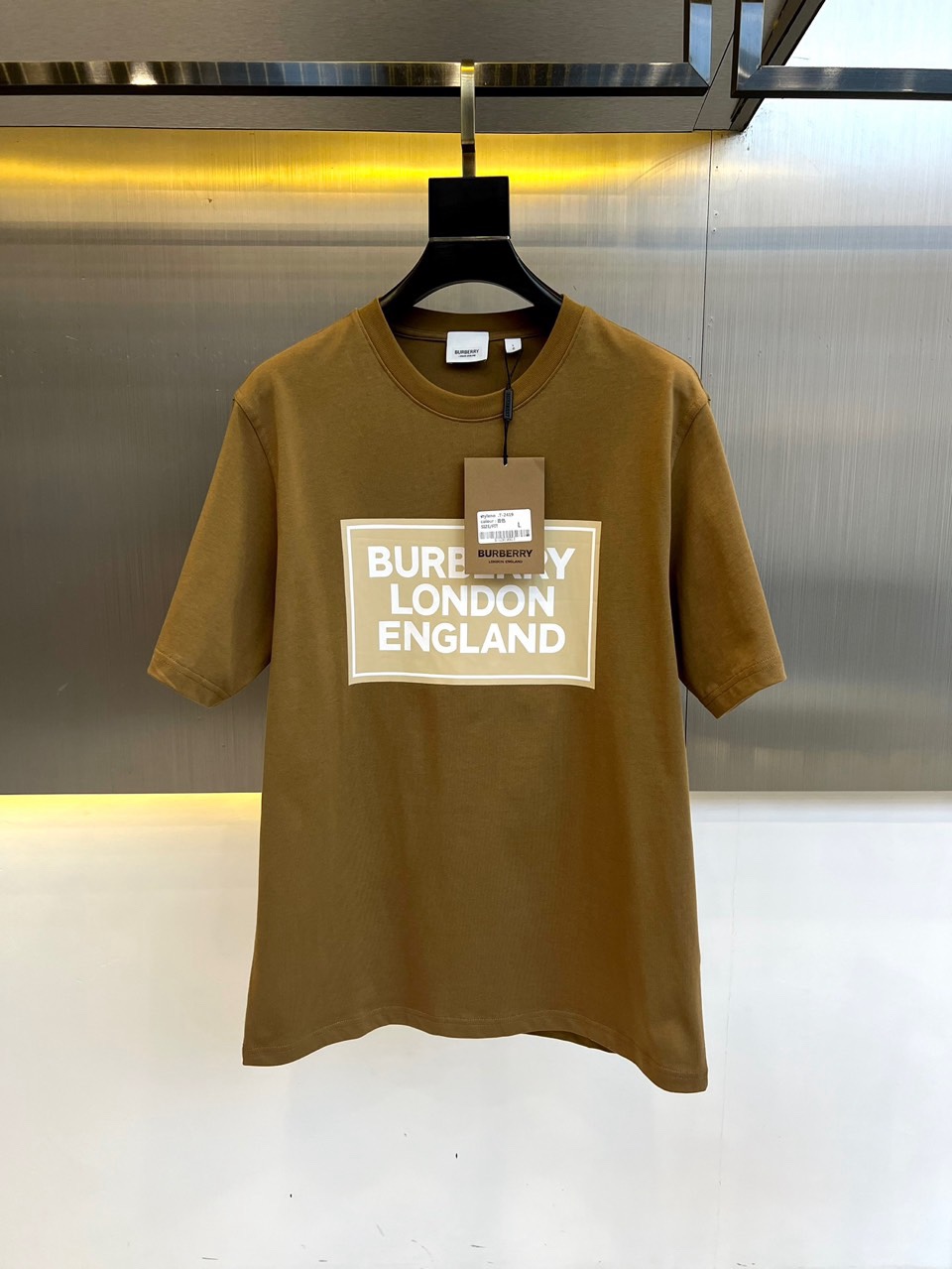 カジュアル ロゴプリント クルーネック バーバリー 半袖Tシャツ コピー キャメル