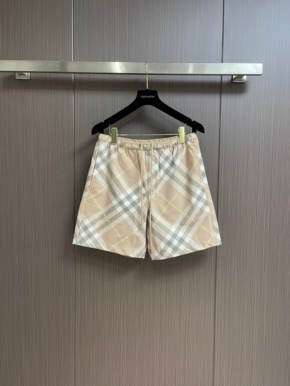 定番 チェック ショートパンツ バーバリー パンツ コピー メンズ ショーツ ベージュ