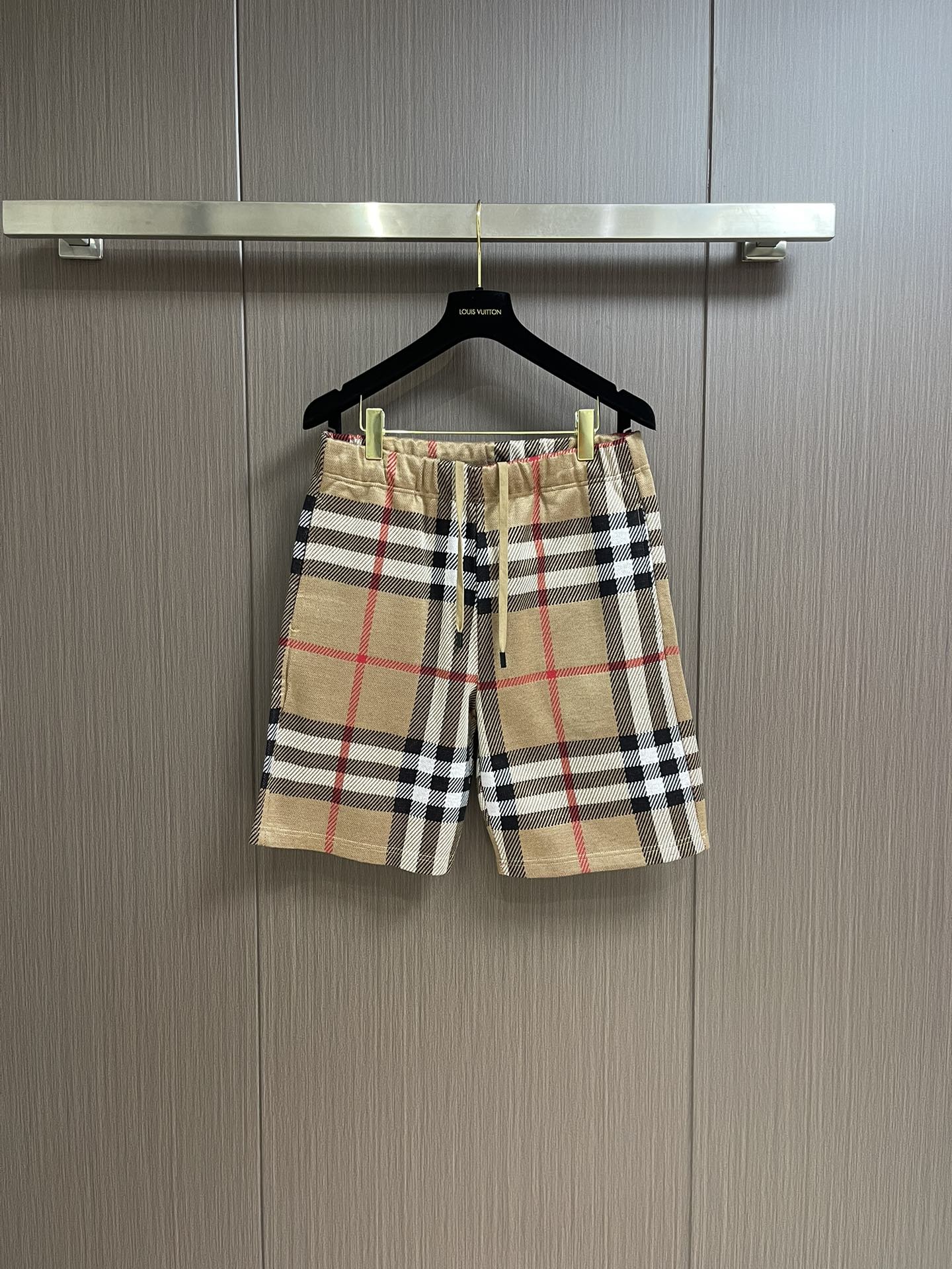 カジュアル バーバリー パンツ コピー コットン ショーツ メンズ ショートパンツ