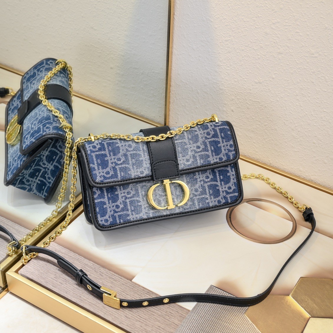 30 Montaigne East-West バッグ クリスチャン・ディオール バッグ コピー デニム