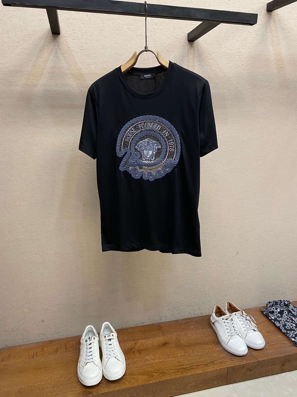 ヴェルサーチェ Tシャツ スーパーコピー シルケットコットン 半袖Tシャツ ブラック