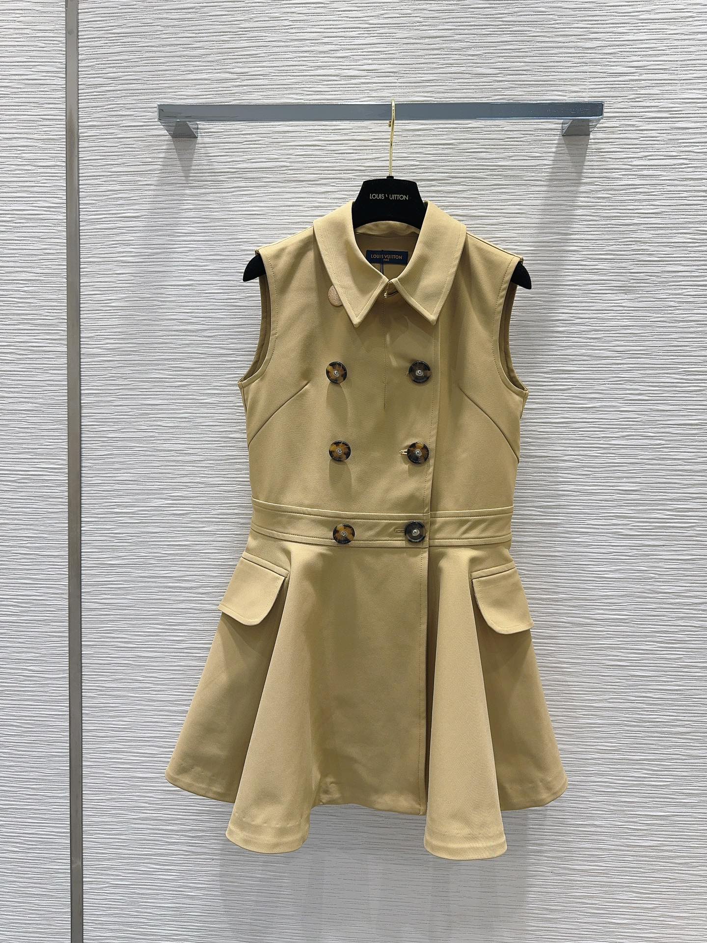 洗練された ノースリーブワンピース ルイヴィトン ワンピース コピー ダブルブレスト