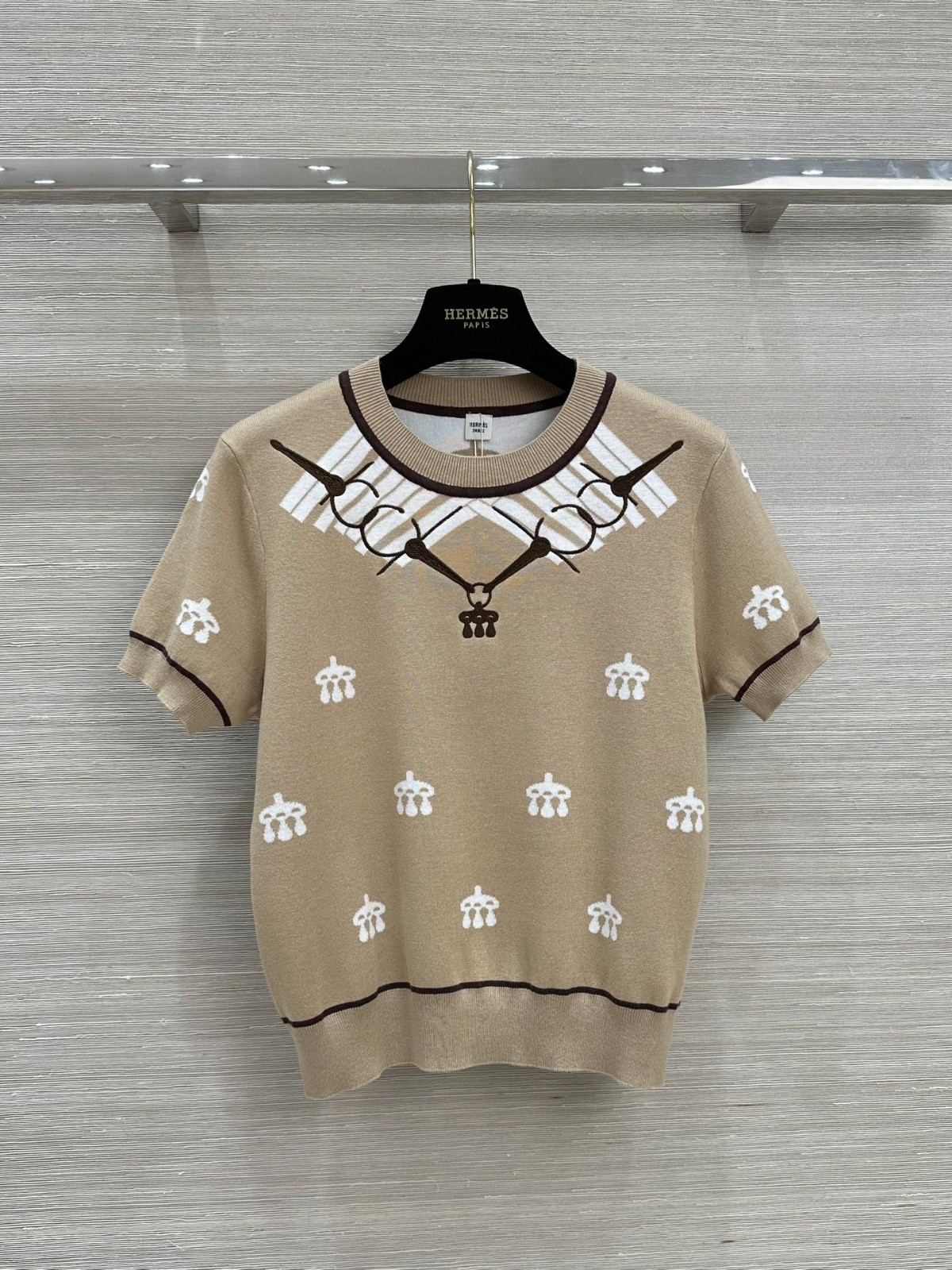 上質で快適な着心地♪ショートスリーブニット エルメス ニット コピー ベージュ