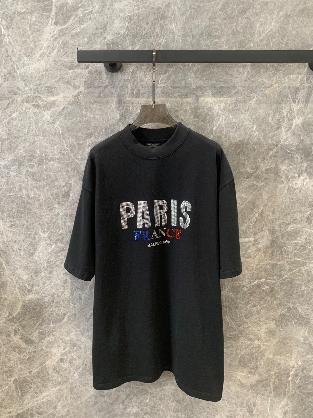 172189283ユニセックス カジュアル コットン 半袖Tシャツ バレンシアガ Tシャツ コピー ブラック