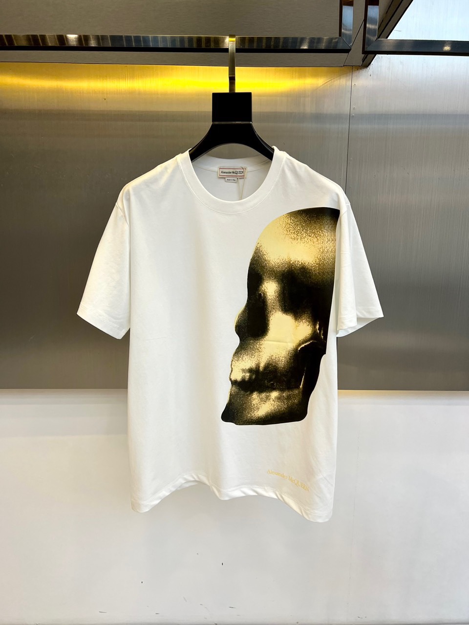 カジュアル スカルプリント 半袖Tシャツ アレキサンダー・マックイーン Tシャツ コピー ホワイト