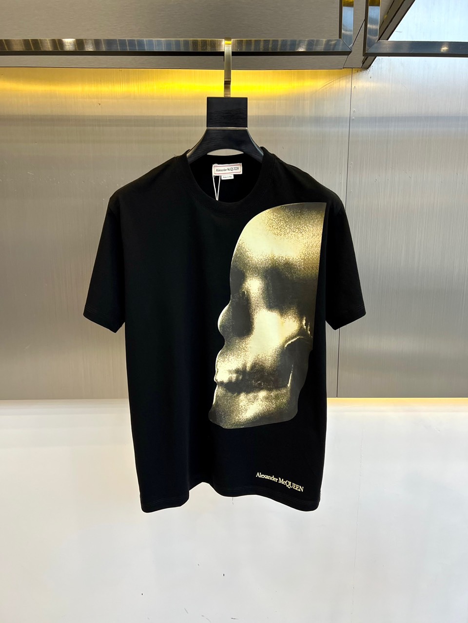 カジュアル スカルプリント 半袖Tシャツ アレキサンダー・マックイーン Tシャツ コピー ブラック