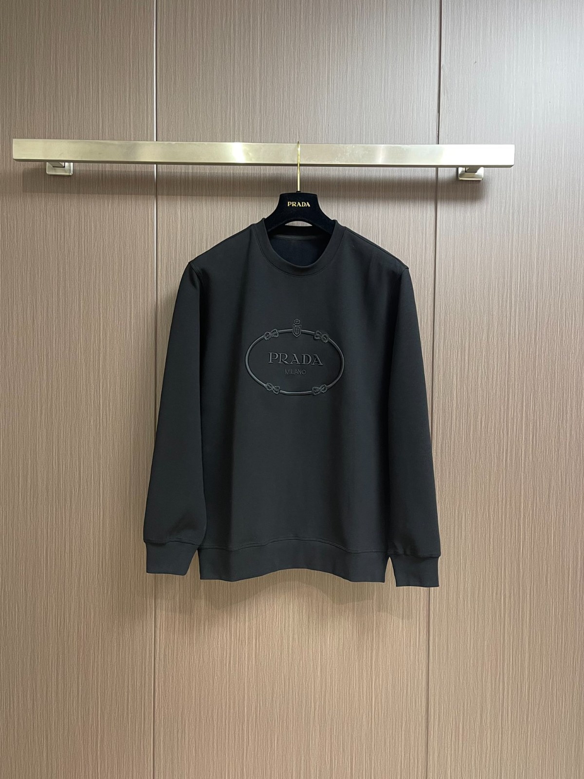 プラダ Tシャツ コピー 定番 カジュアル スウェットシャツ ブラック