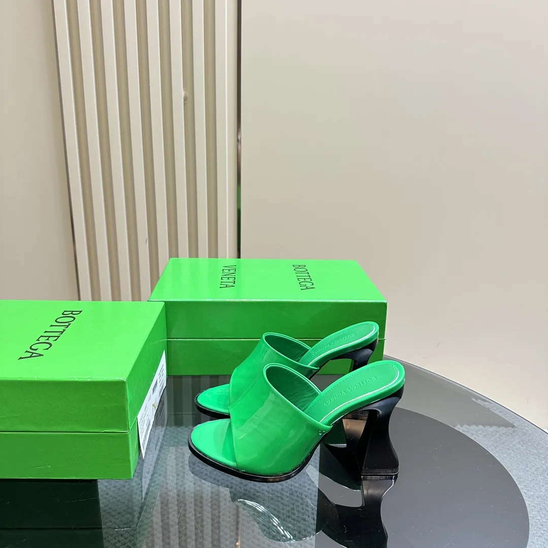 人気 チャチャ ミュール ボッテガ・ヴェネタ サンダル スーパーコピー グリーン
