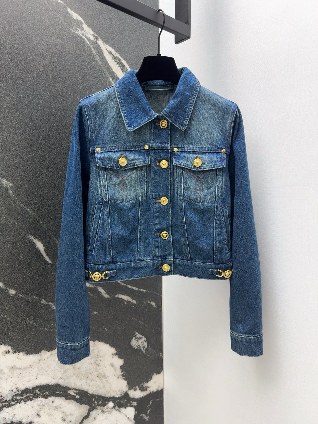 定番 おしゃれ デニムジャケット ヴェルサーチェ ジャケット コピー レディース