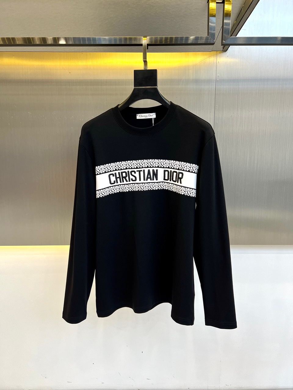 ベーシック カジュアル ロゴ入り 長袖Tシャツ クリスチャン・ディオール Tシャツ コピー ブラック