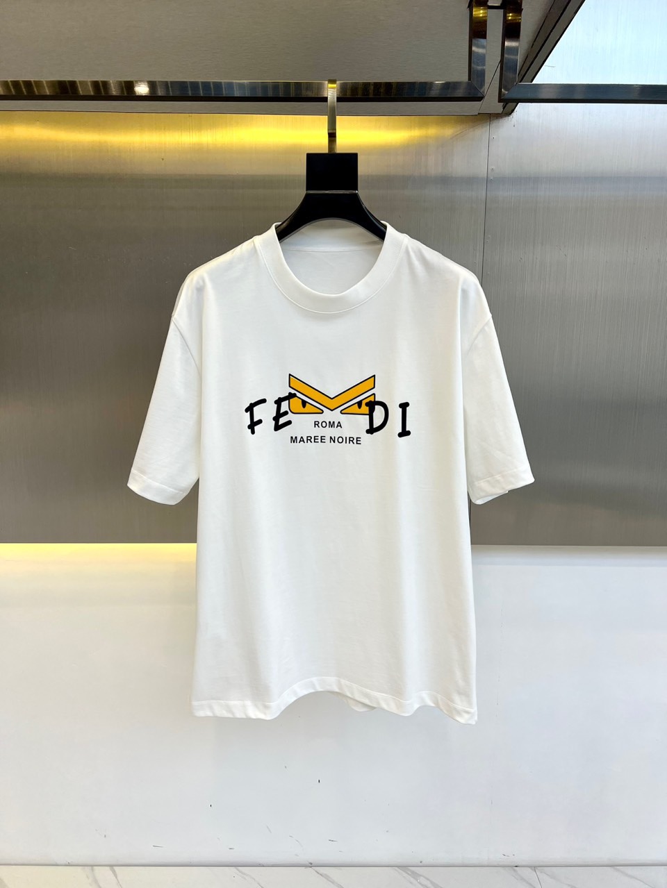 定番 カジュアル ロゴ入り コットン 半袖Tシャツ フェンディ Tシャツ コピー ホワイト